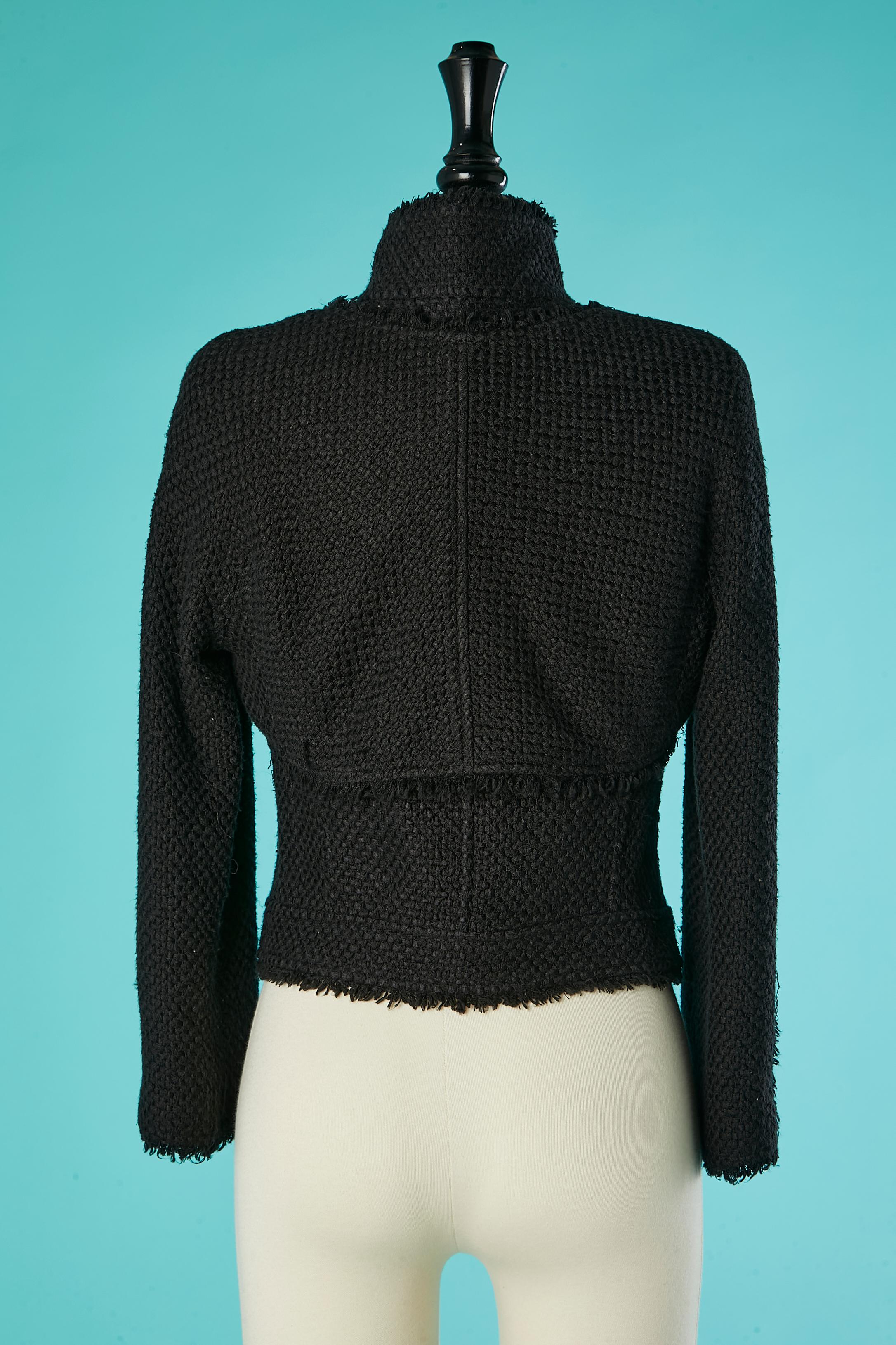 Veste en tweed noir avec manches amovibles Chanel en vente 2