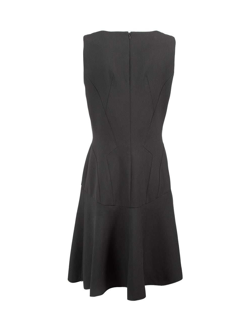 Amanda Wakeley Black V Neckline Midi Length Dress Size L In Good Condition For Sale In London, GB