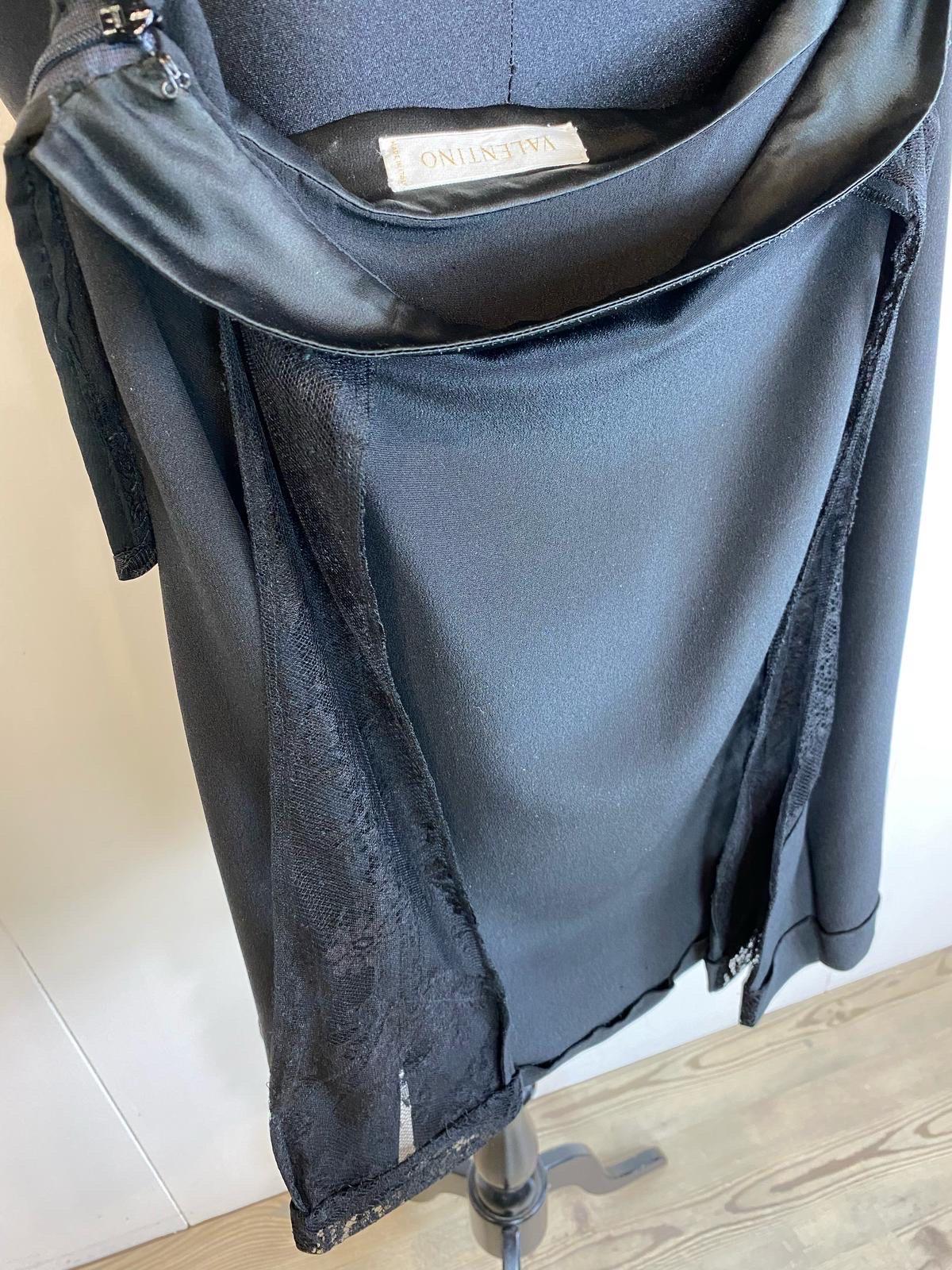 Black Valentino miniskirt. For Sale 1