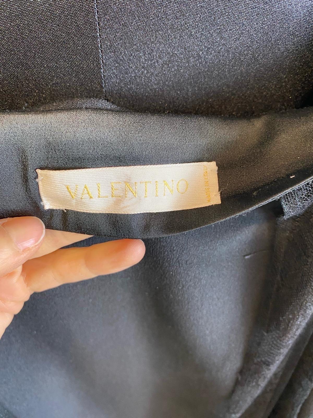 Black Valentino miniskirt. For Sale 2