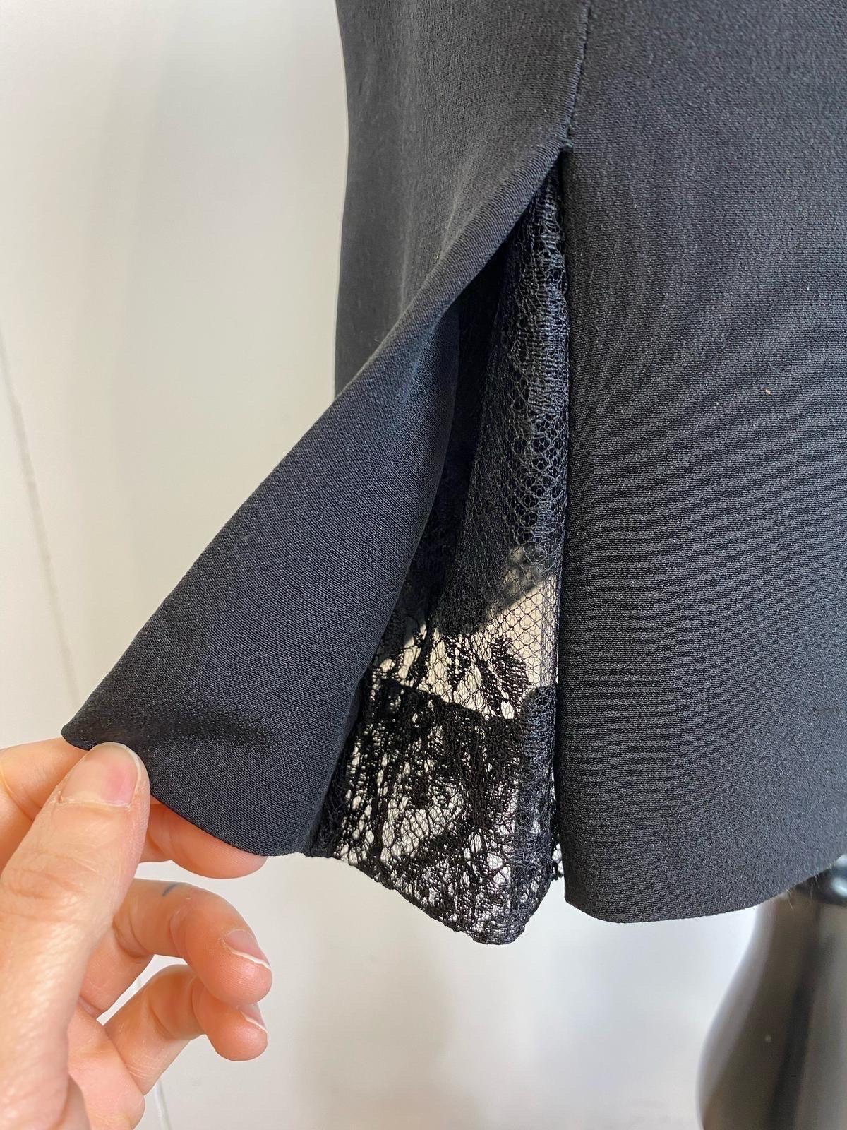 Black Valentino miniskirt. For Sale 3