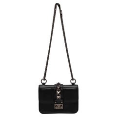 Borsa a tracolla piccola Rockstud nera di Valentino