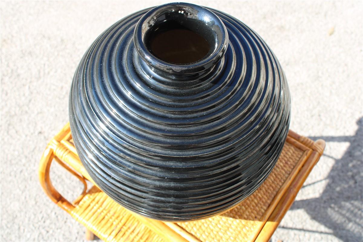 Ceramic Black Vase Art Deco 1930 Italian Design Round For Sale
