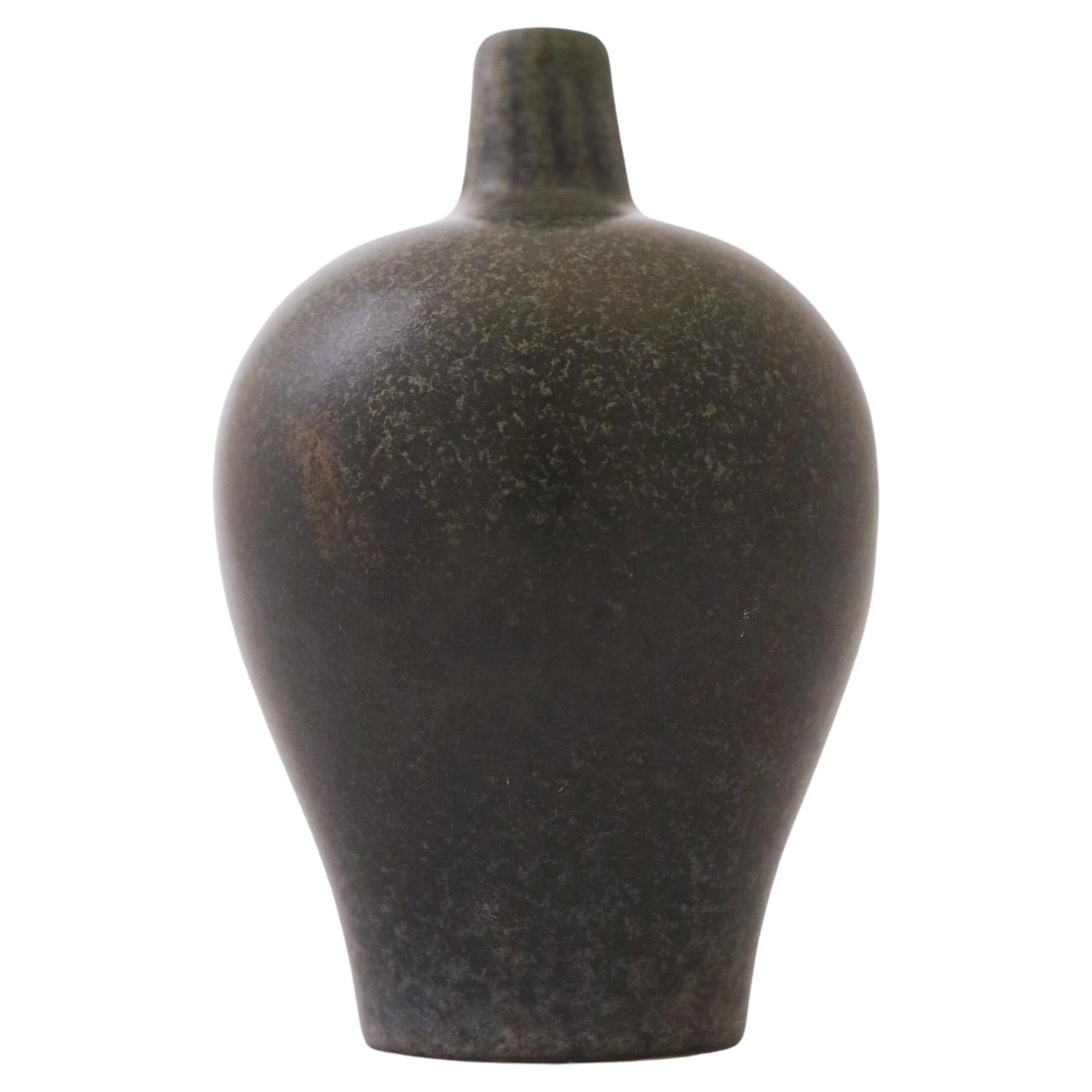 Vase noir, Gunnar Nylund, Rörstrand, Scandinavian Mid-Century Vintage