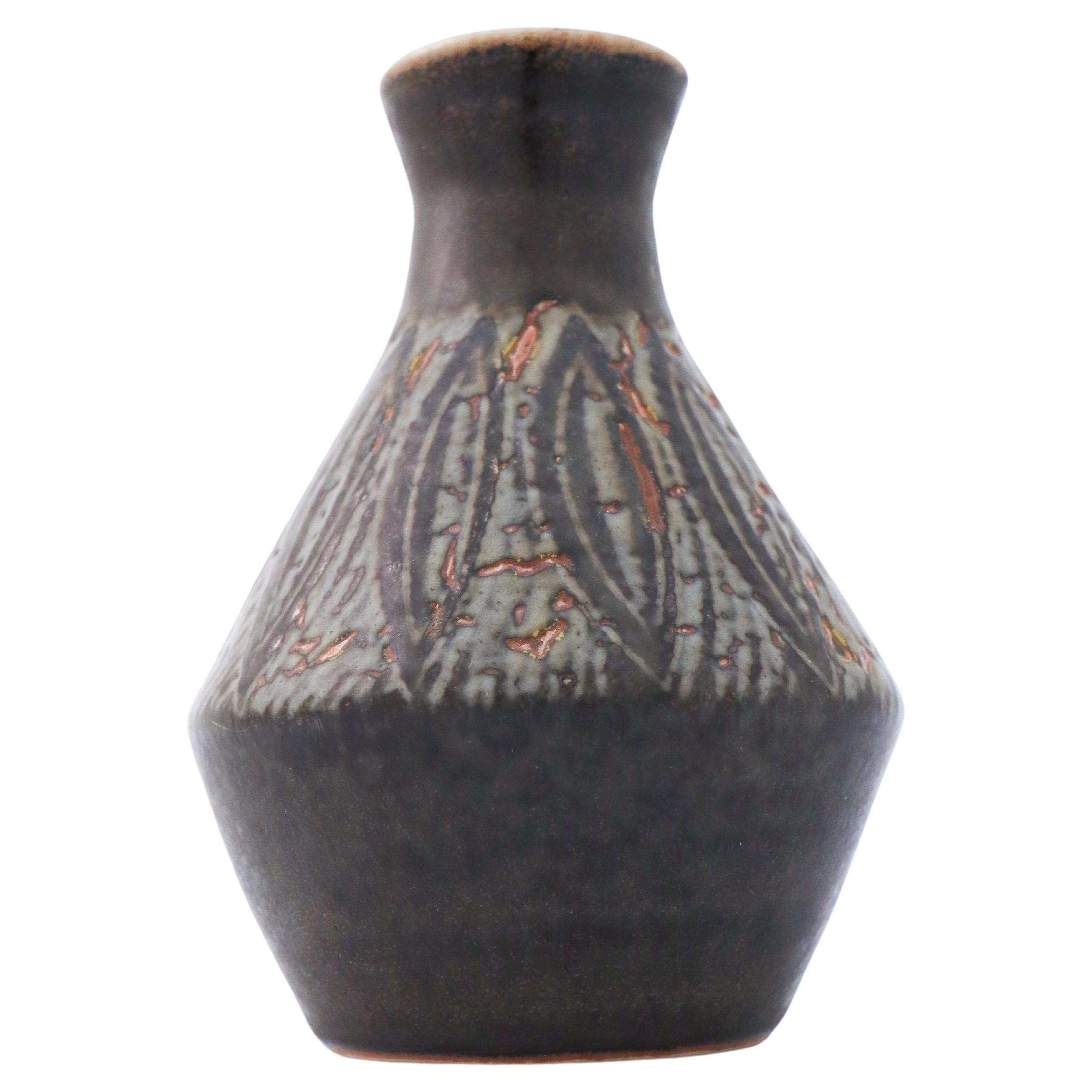 Vase noir à la glaçure délicate Carl-Harry Stålhane Rörstrand, Midcentury Vintage
