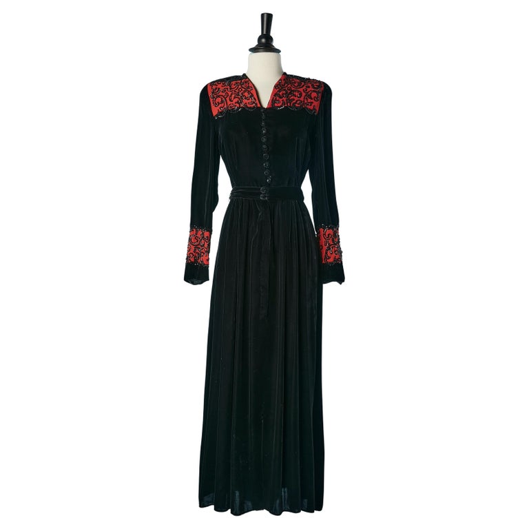 Black velvet and red crpe evening dress with sequin embellishment Circa  1930's For Sale at 1stDibs