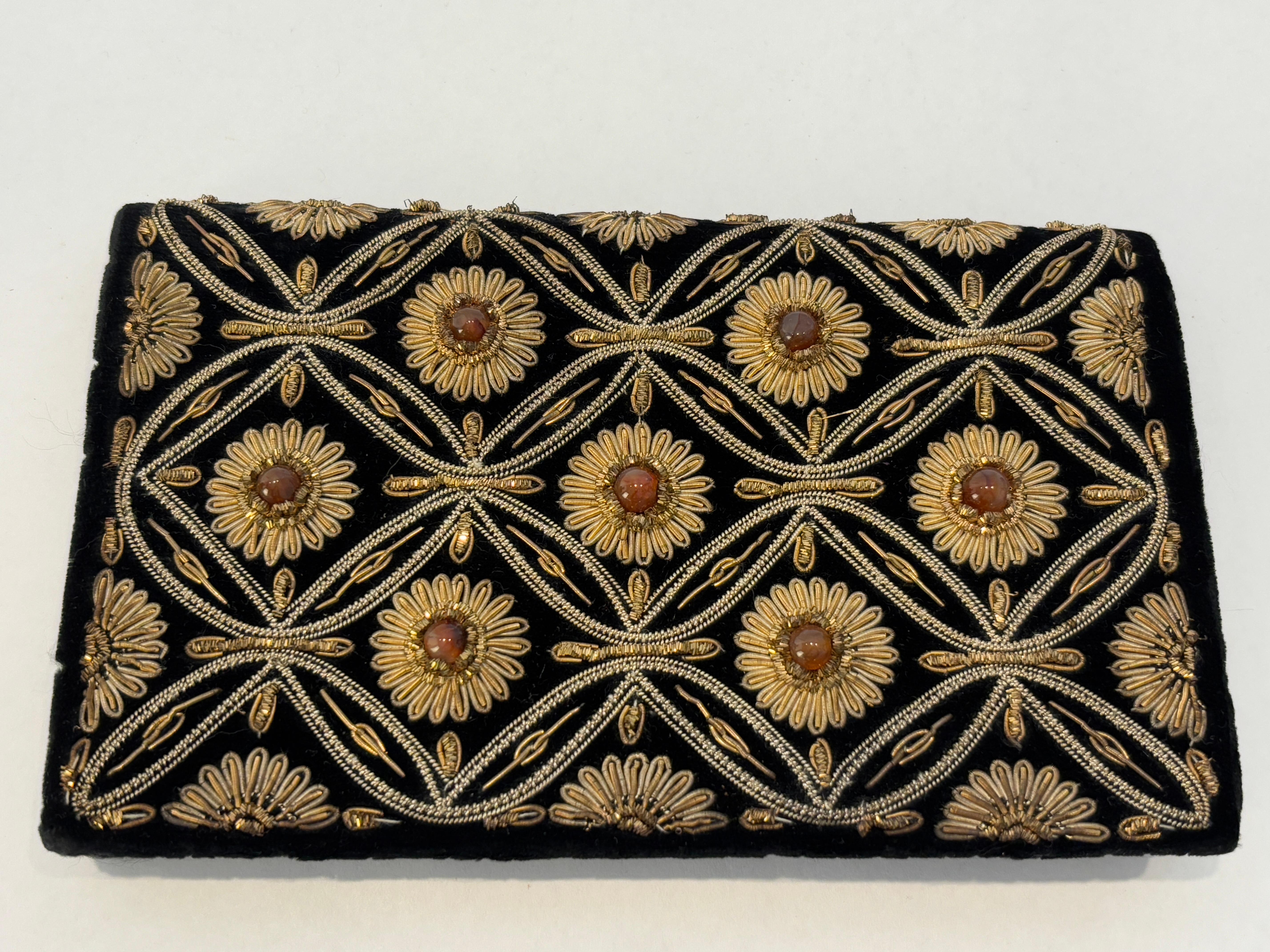 Black Velvet and Silk Embroidered 1960s Zardozi Zari Gemstone Clutch India For Sale 9