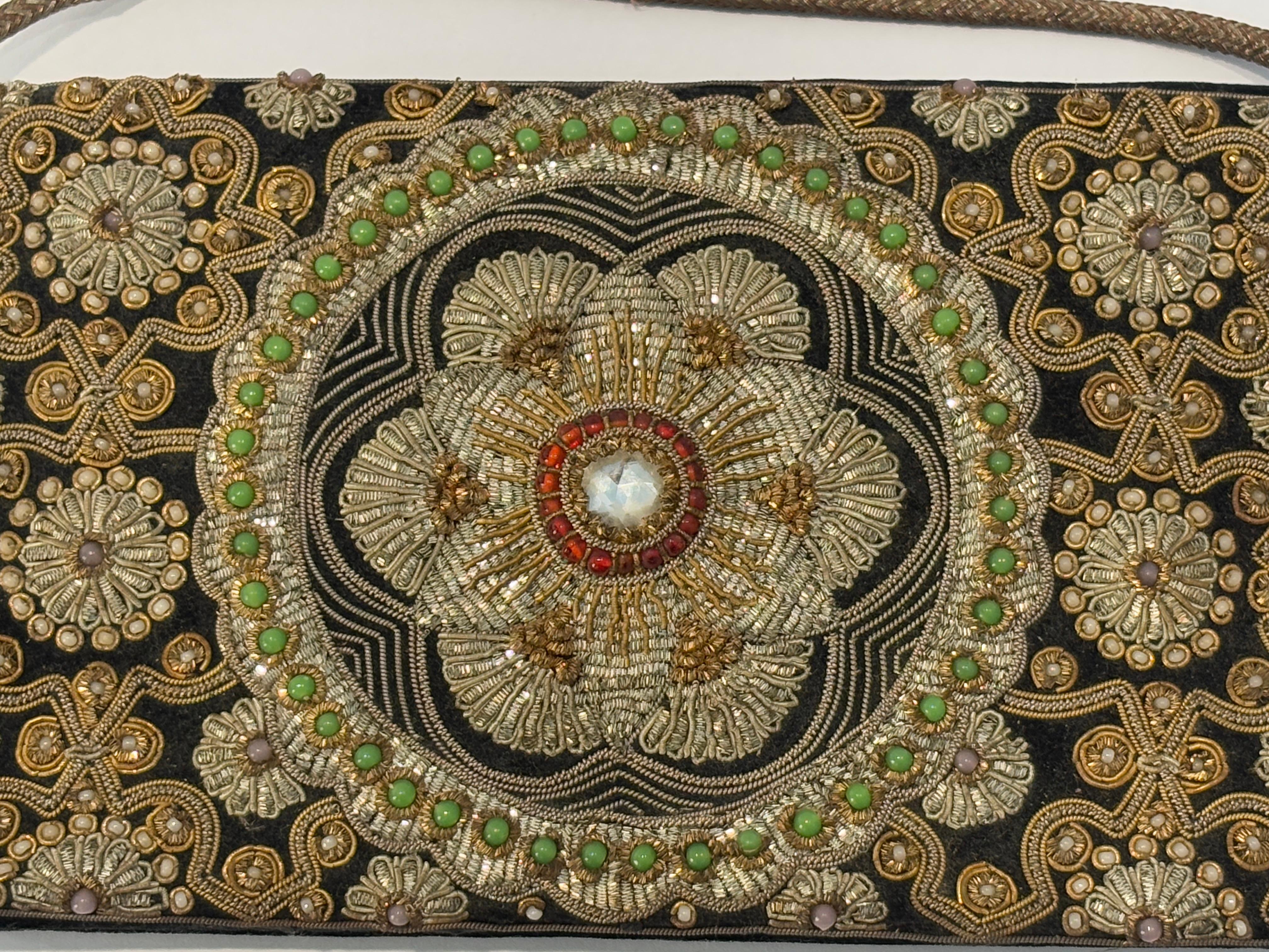 Black Velvet and Silk Embroidered 1960s Zardozi Zari Gemstone Clutch India For Sale 4
