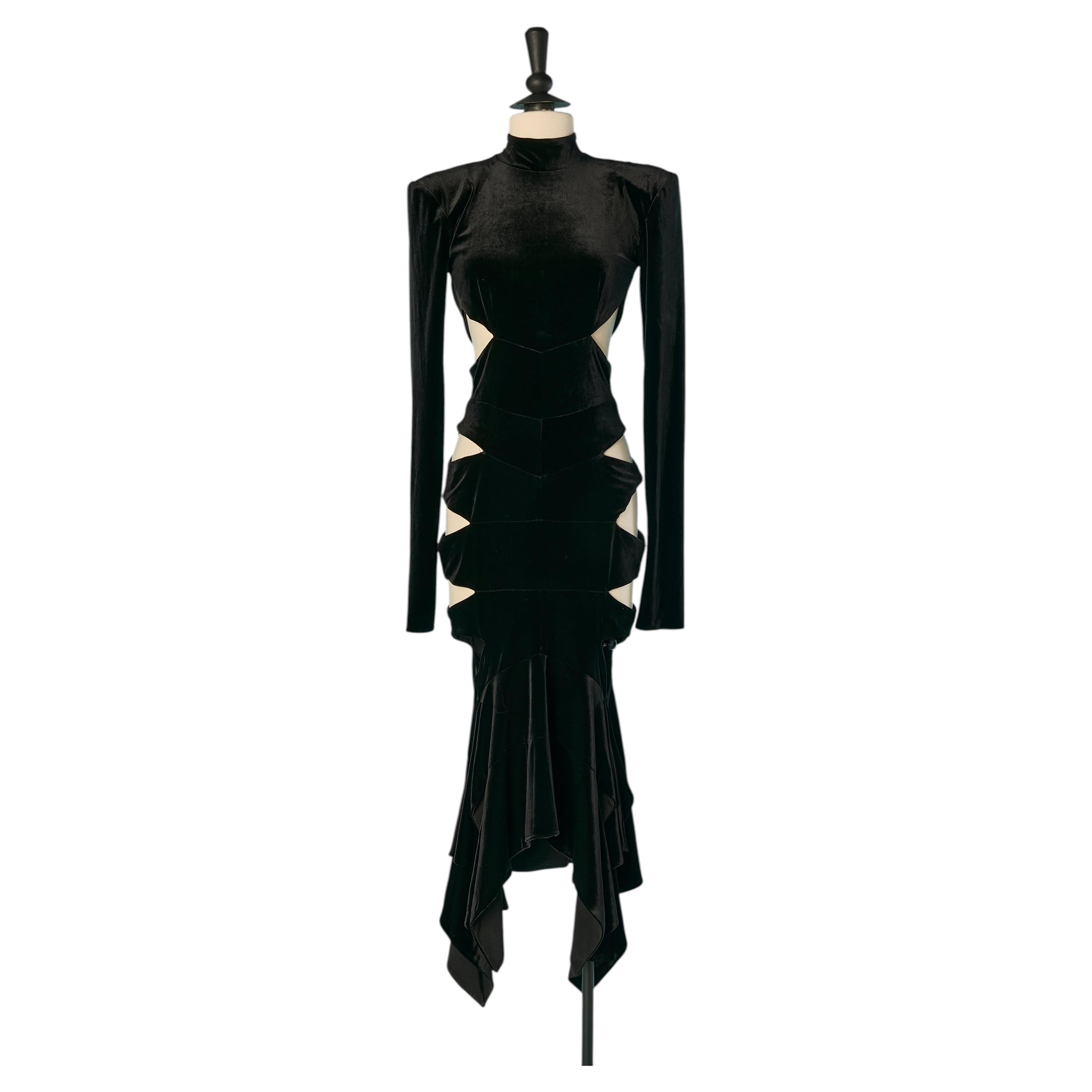 Abito da sera asimmetrico in velluto nero con ricami traforati ALEXANDRE VAUTHIER