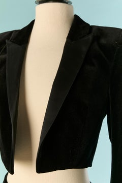 Black velvet boléro and gold pleated skirt ensemble ALEXANDRE VAUTHIER COUTURE