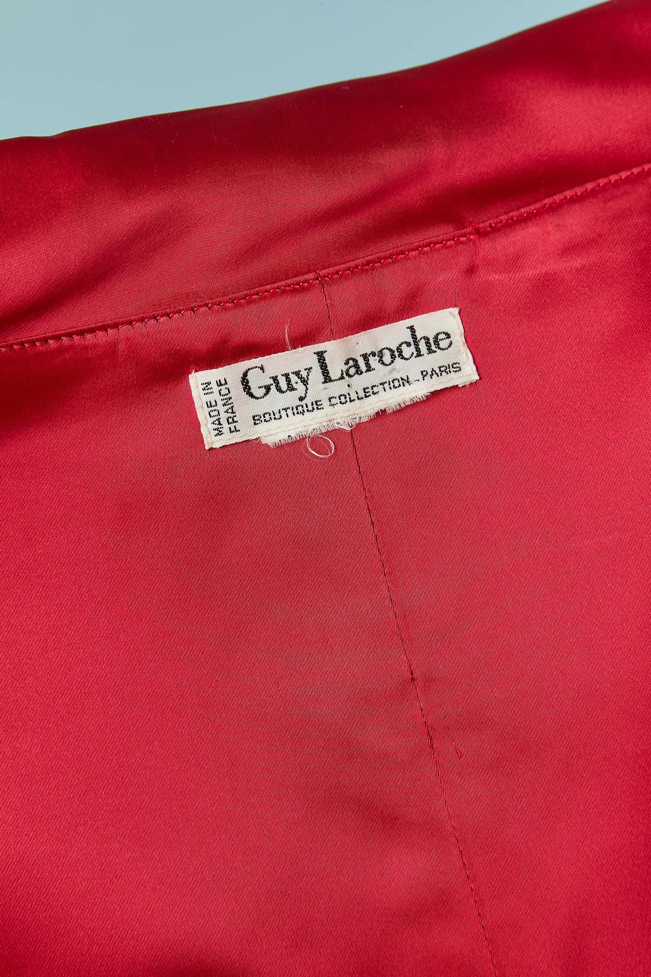 Women's Black velvet boléro with rubis red satin lining and collar Guy Laroche