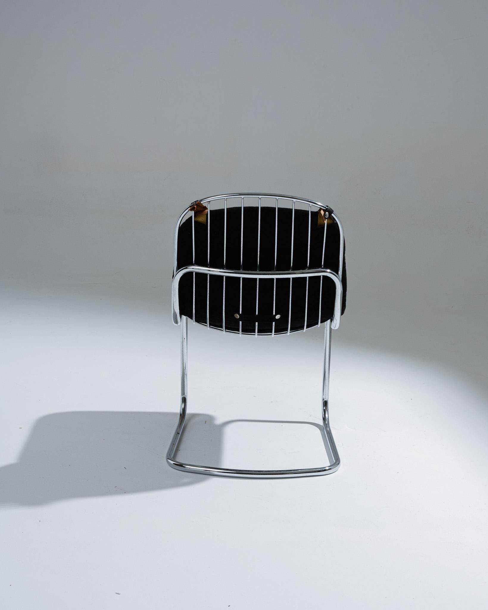 Schwarzer Samtstuhl, Gastone Rinaldi, 1970er Jahre im Zustand „Gut“ im Angebot in PARIS, FR