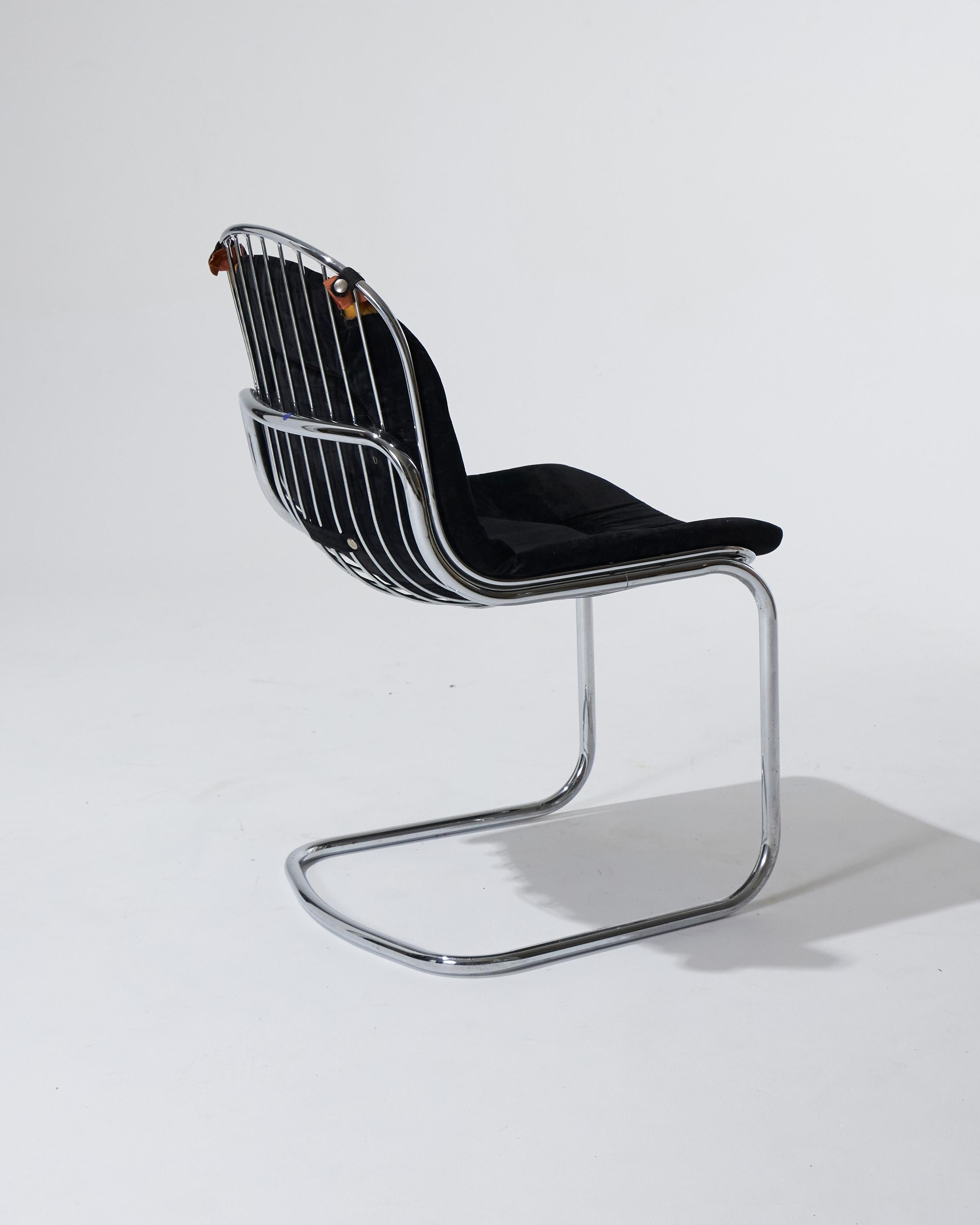 Black velvet chair with tubular chrome base by Gastone Rinaldi, 1970s For Sale 7