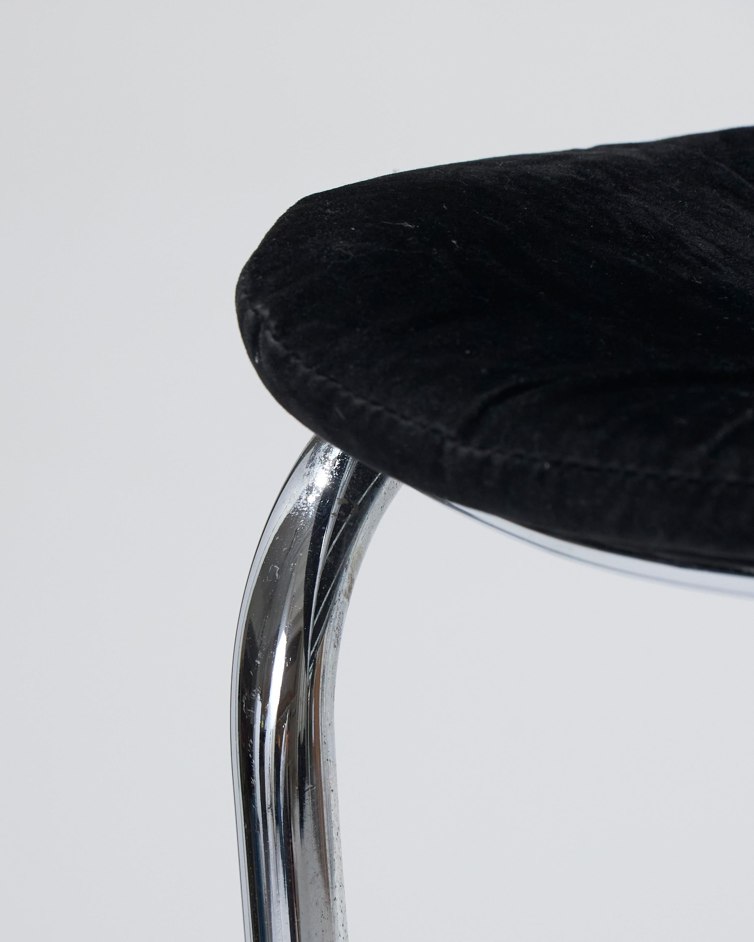 Velvet Black velvet chair with tubular chrome base by Gastone Rinaldi, 1970s For Sale