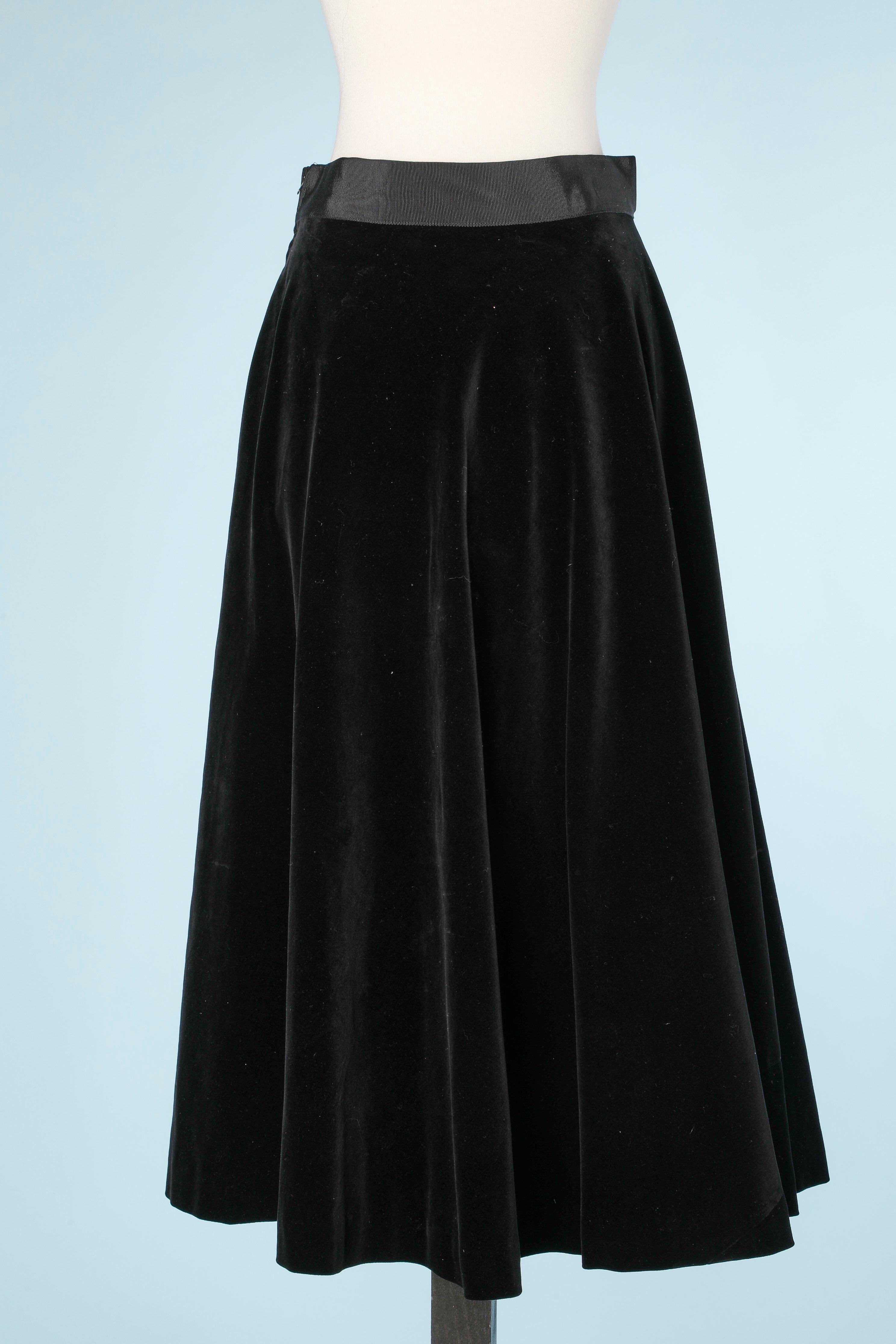 Black velvet circle skirt with horses embroidered  1
