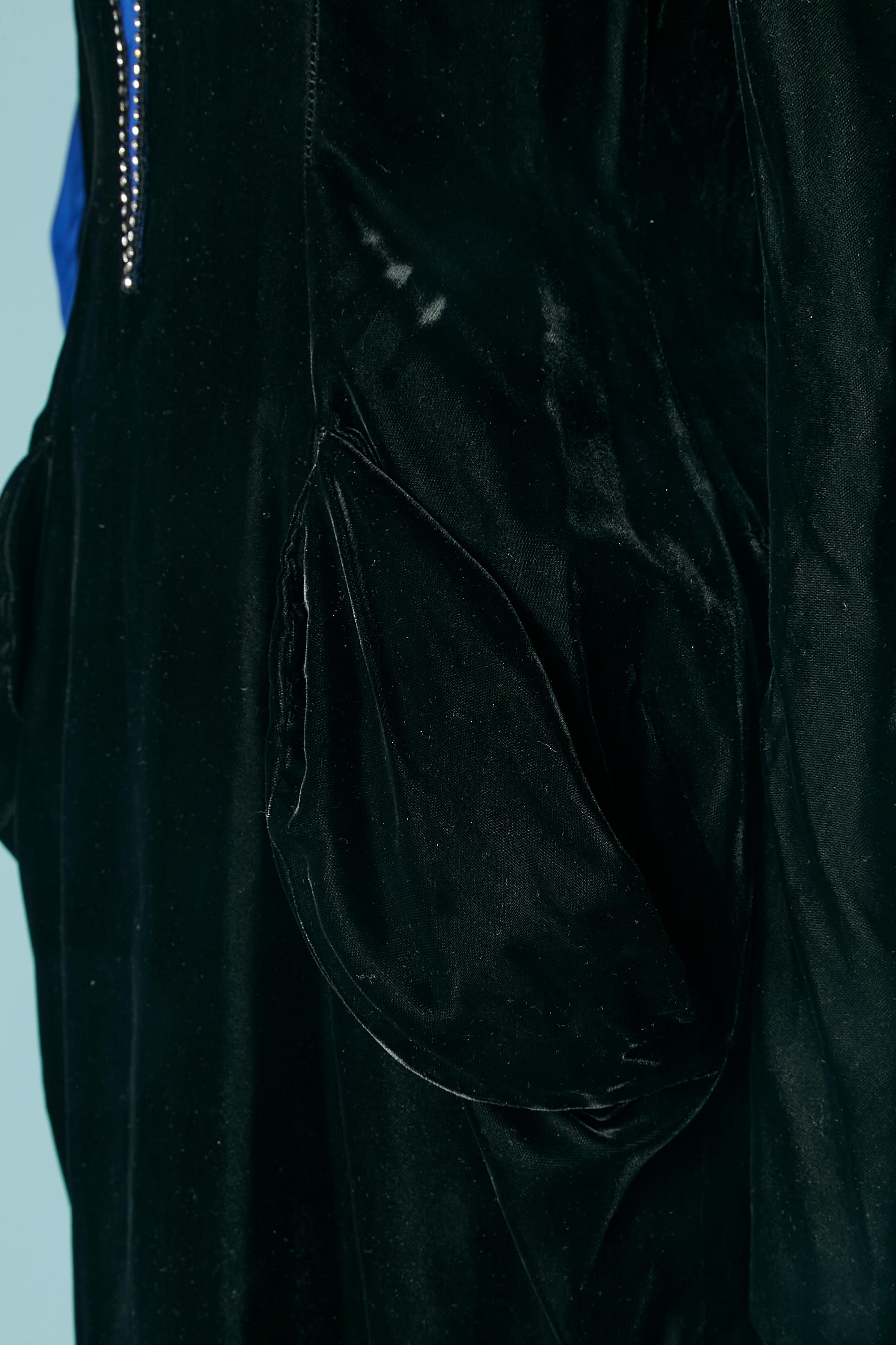 Schwarzes Samt-Cocktailkleid mit Satin und Strass Claude Petin DIAMANT NOIR im Zustand „Hervorragend“ im Angebot in Saint-Ouen-Sur-Seine, FR