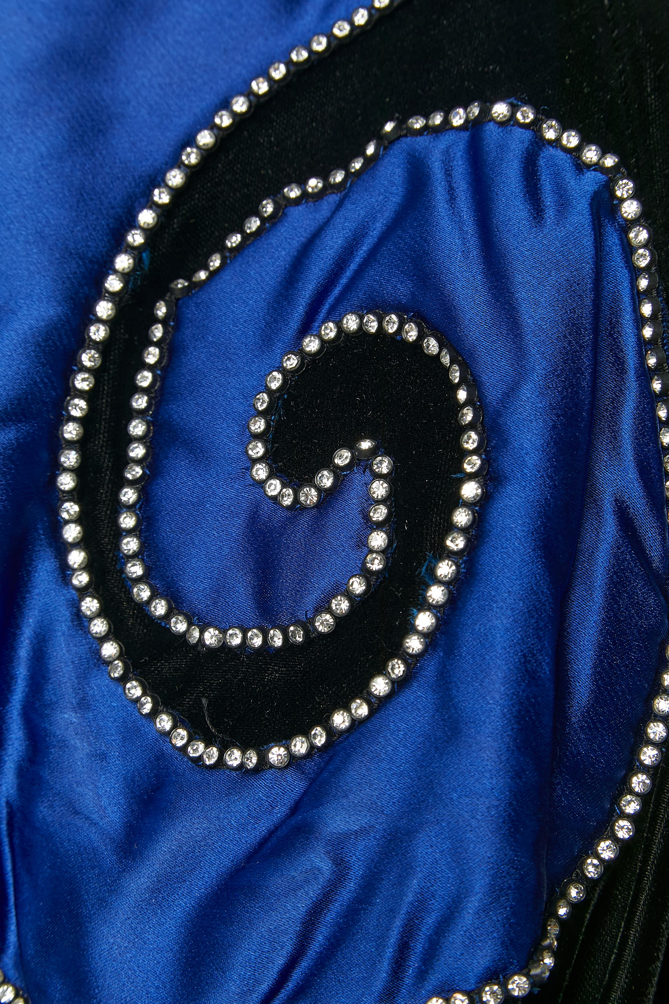Schwarzes Samt-Cocktailkleid mit Satin und Strass Claude Petin DIAMANT NOIR im Angebot 2