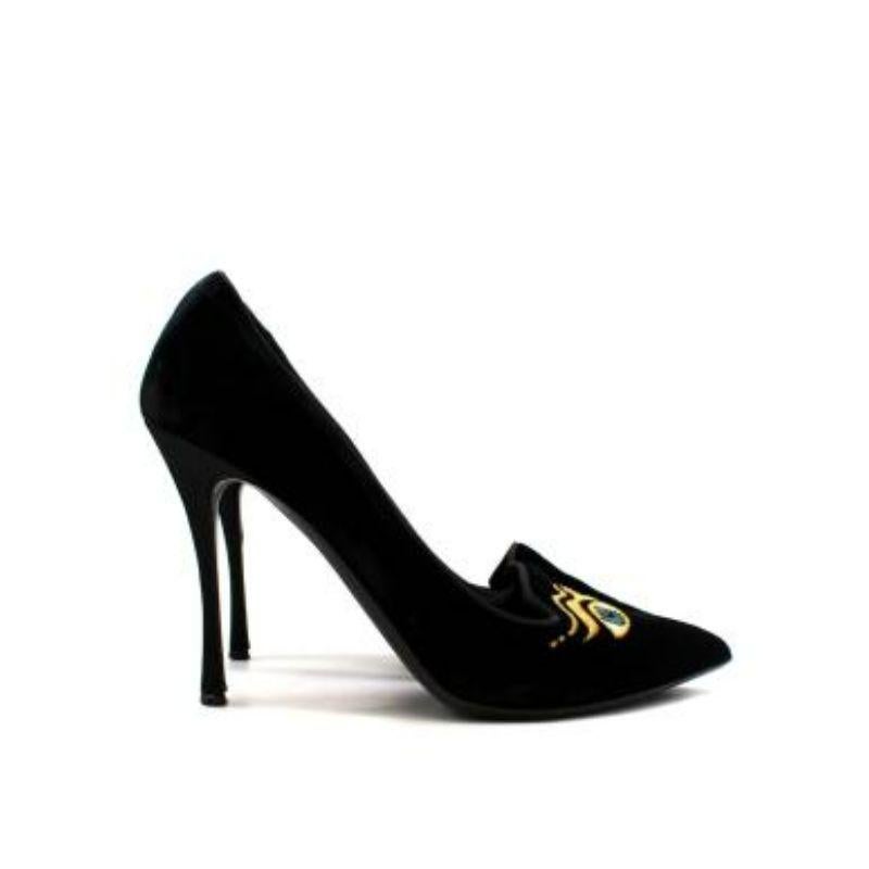 Nicholas Kirkwood Black Velvet Eye Embroidered Pumps
 
 
 
 -Pointed toe 
 
 -Branded leather insoles 
 
 -Slip-on style 
 
 -Embellished with a rhinestone and embroidered signature face motif design
 
 
 
 Material:
 
 
 
 Velvet 
 
 Leather 
 
 
