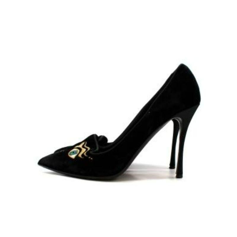 Black Velvet Eye Embroidered Pumps In Good Condition For Sale In London, GB