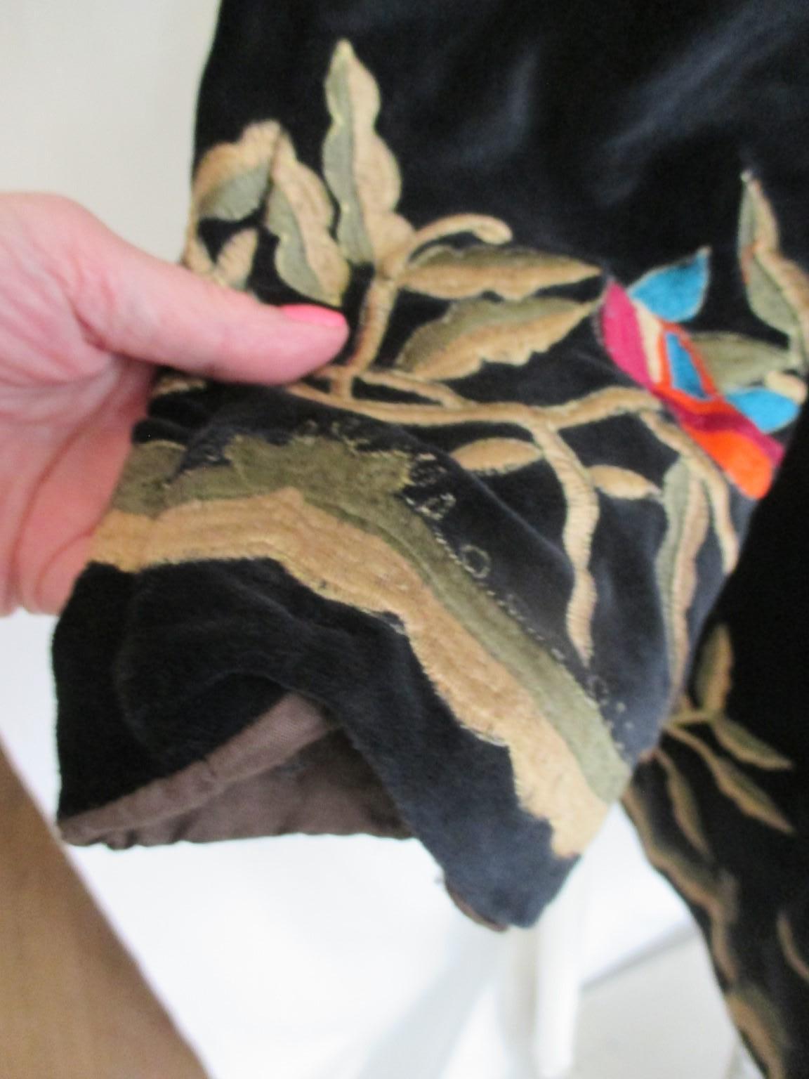 Black Velvet Gold Embroidered  Flowers Coat  For Sale 3