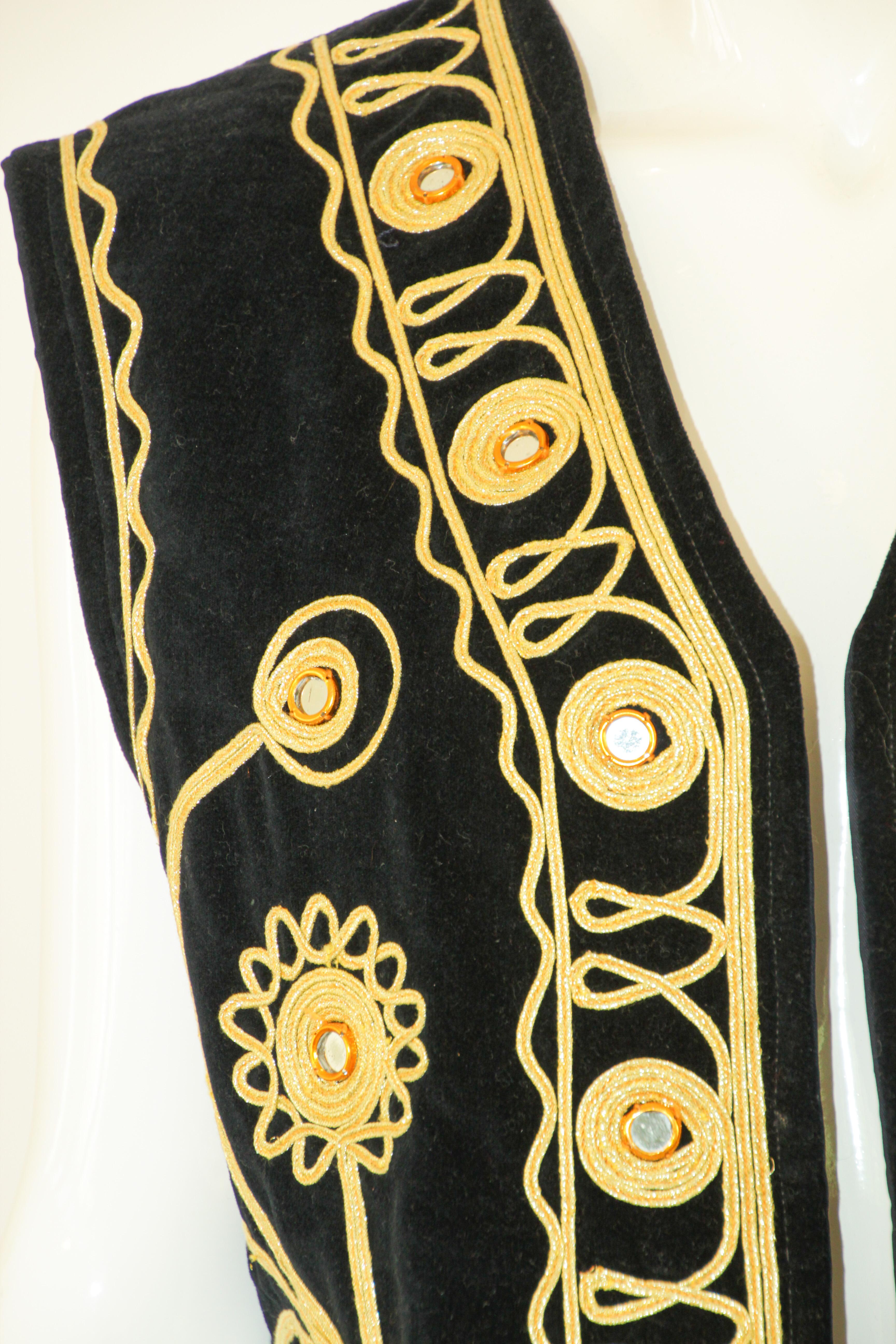 Black Velvet Gold Embroidered Mirrored Turkish Hippie Vest 1970's In Good Condition For Sale In North Hollywood, CA