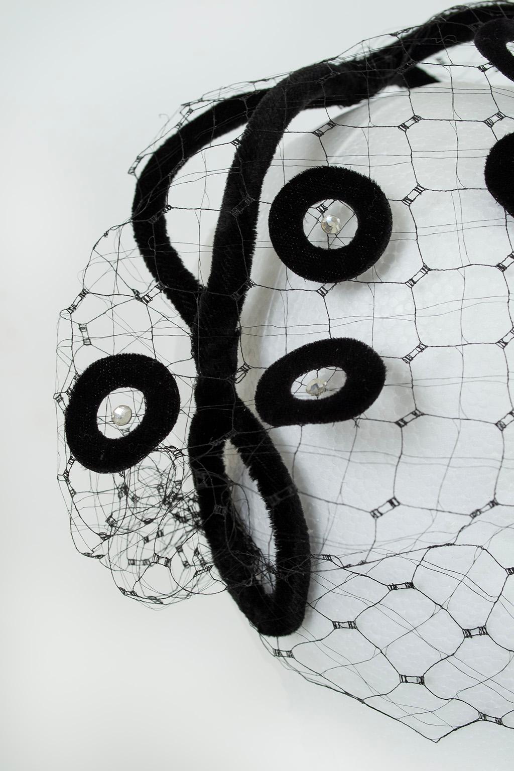Black Velvet Headband Fascinator with Rhinestone-Studded Veil – O/S, 1950s 3