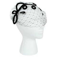 Vintage Black Velvet Headband Fascinator with Rhinestone-Studded Veil – O/S, 1950s