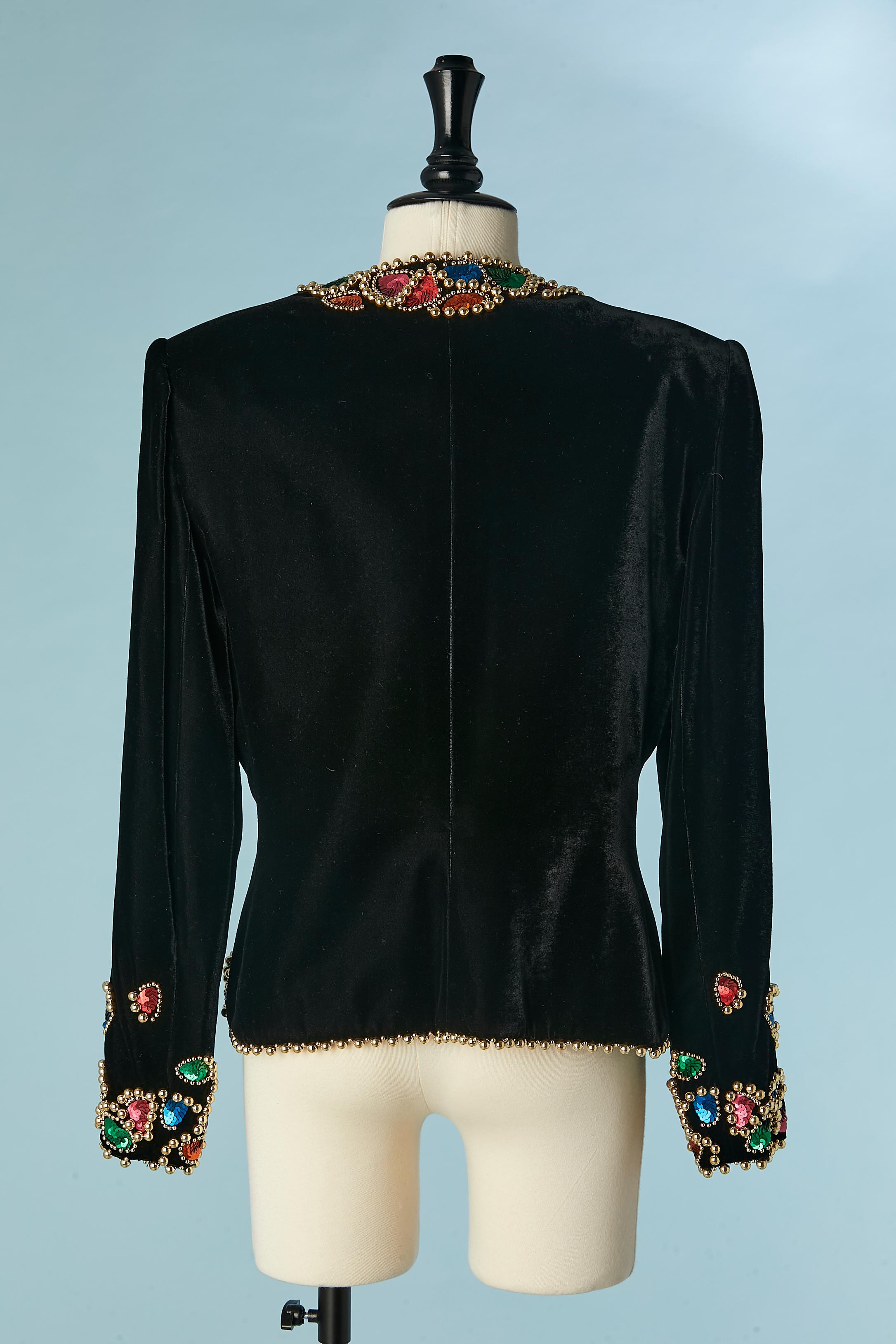 Veste en velours noir avec broderies Givenchy Nouvelle Boutique Circa 1980's  en vente 1