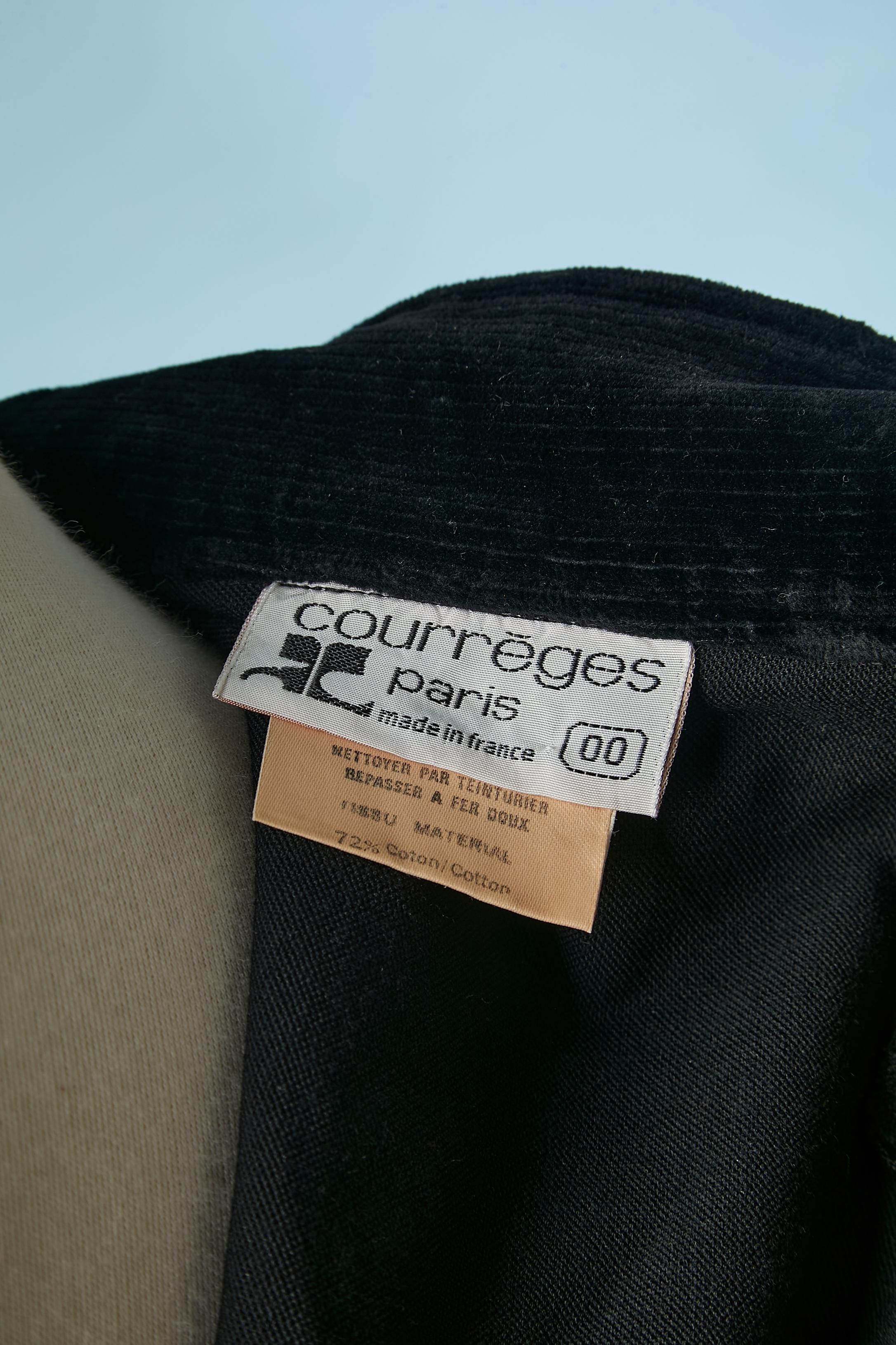 Black velvet jumpsuit with asymmetrical button placket Courrèges Circa 1970's  For Sale 3
