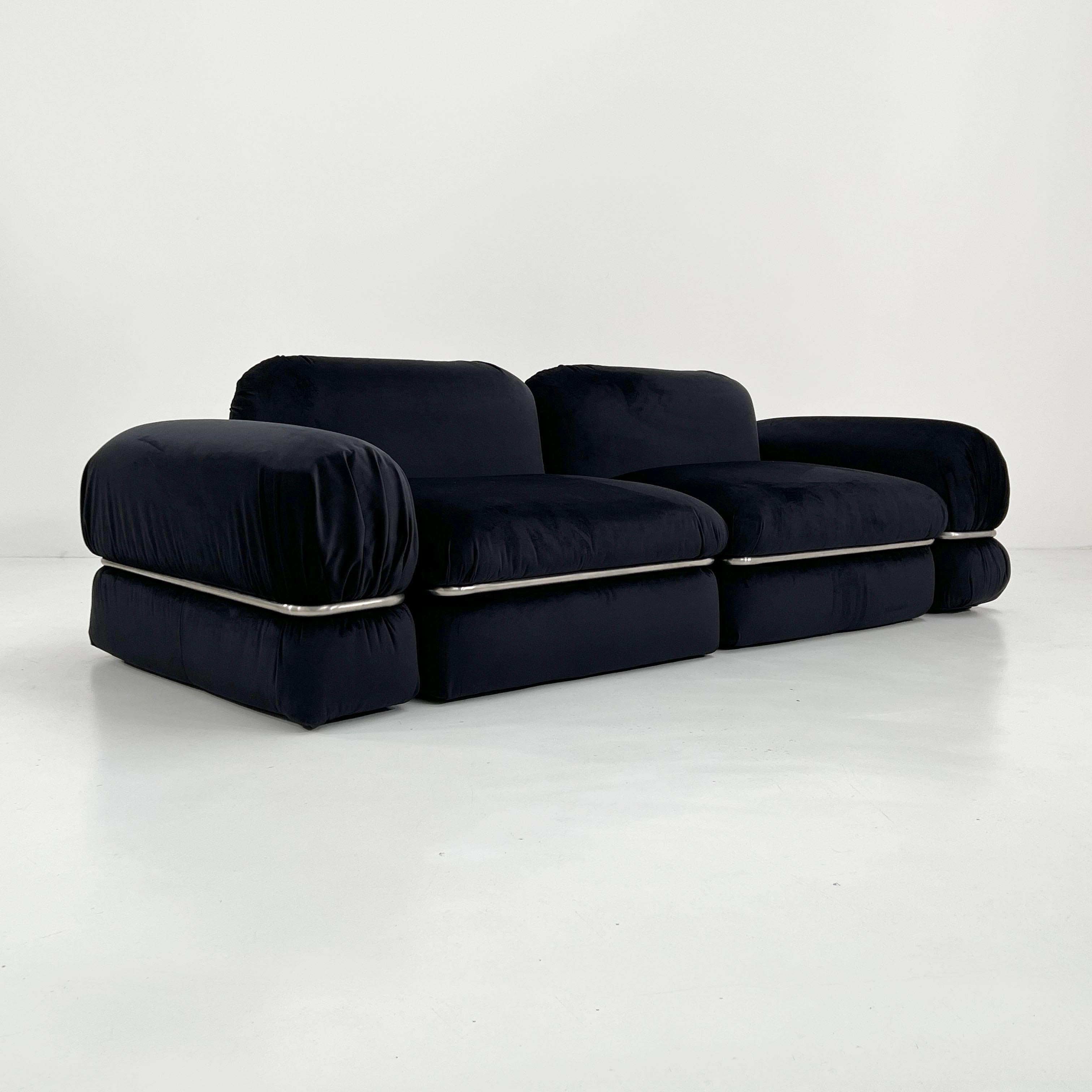 Mid-20th Century Black Velvet Modular Sofa by Rodolfo Bonetto for Tecnosalotto, 1960s For Sale