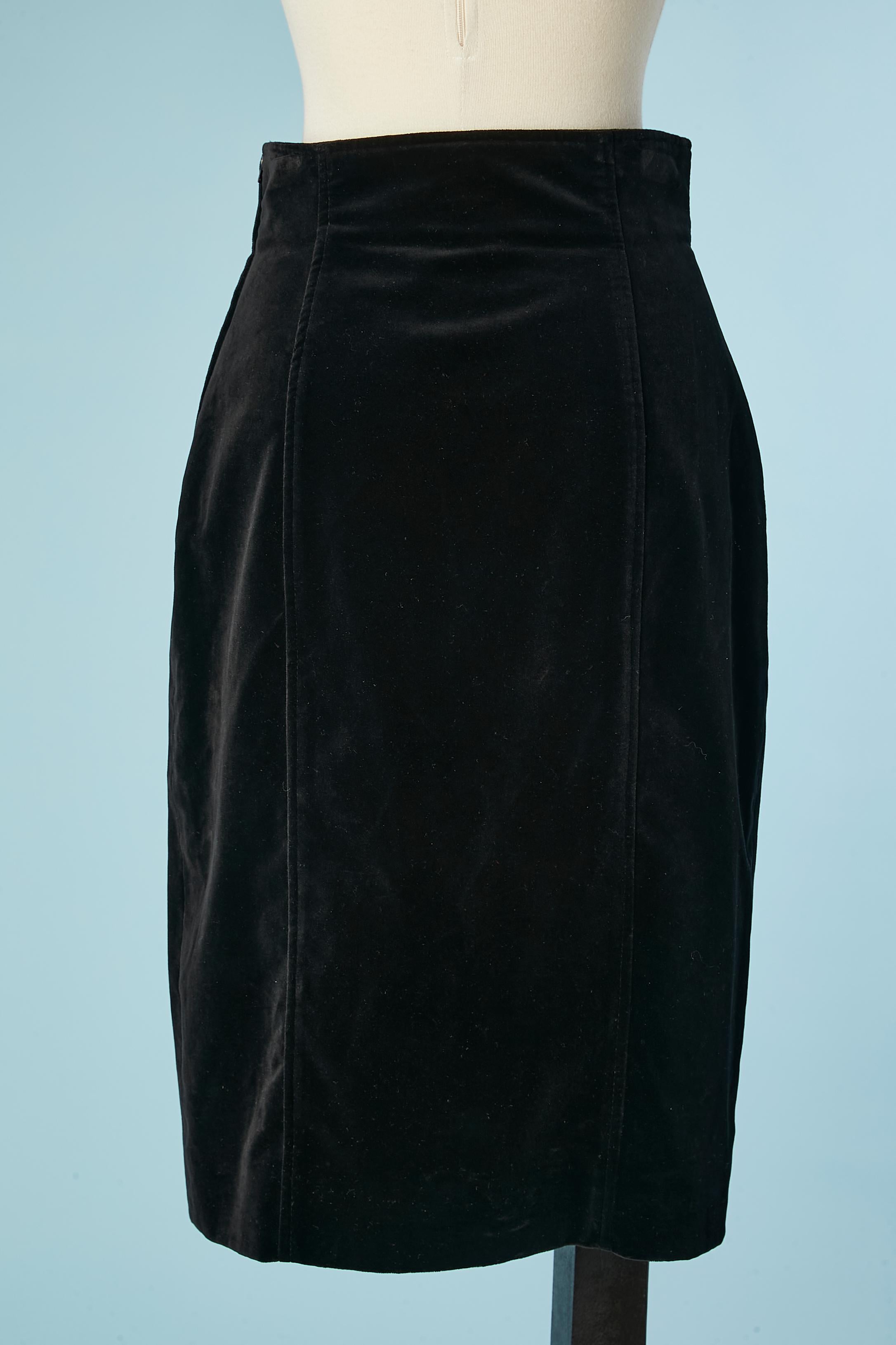 Women's Black velvet pencil skirt with decorative buttons Ungaro Solo Donna  For Sale