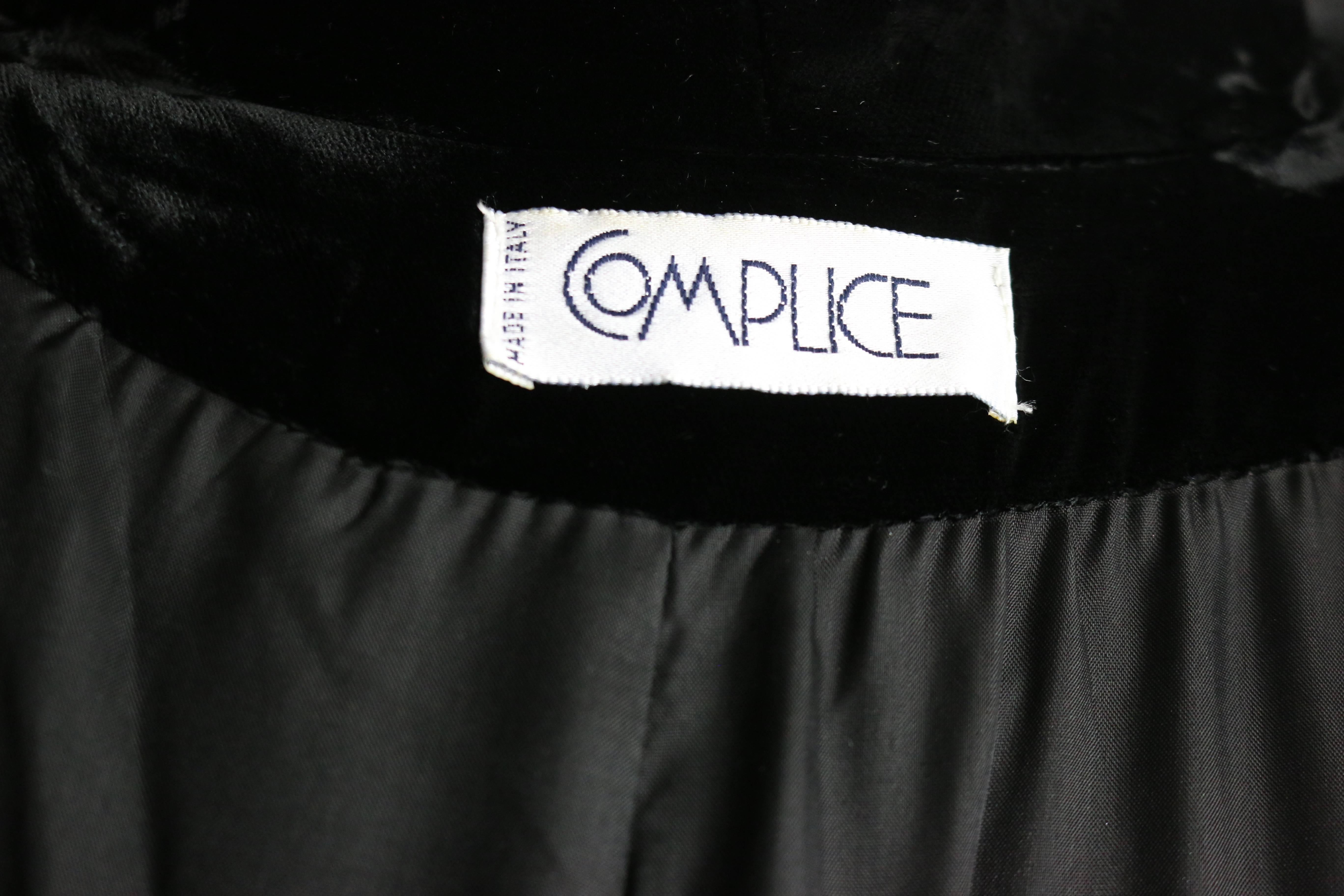 Black velvet rhinestones shawl collar blazer For Sale 1