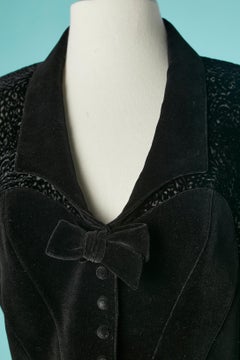 Black velvet skirt suit with dévoré velvet inset and black bow Thierry Mugler