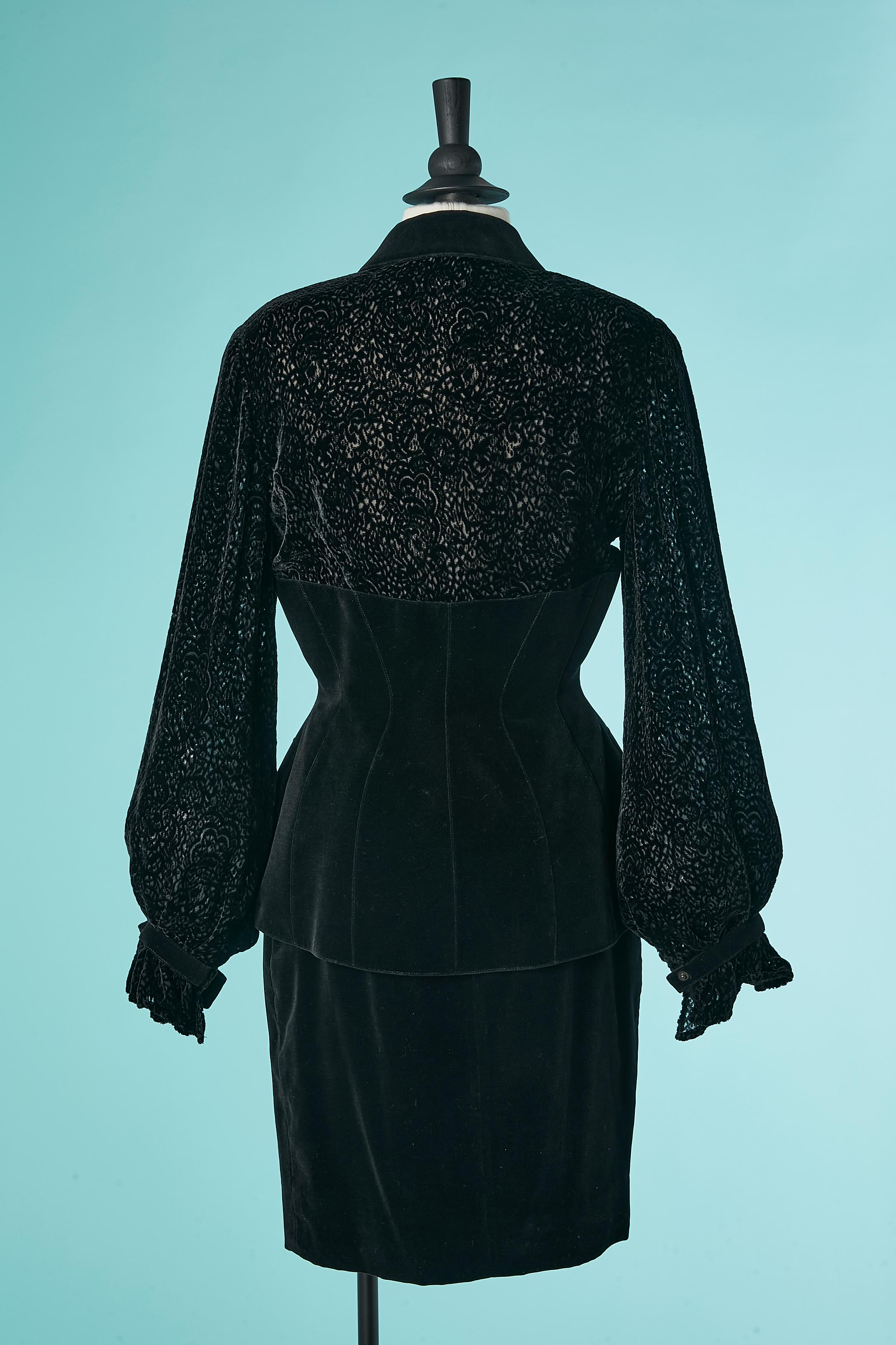 Black velvet skirt suit with dévoré velvet inset and black bow Thierry Mugler  For Sale 3
