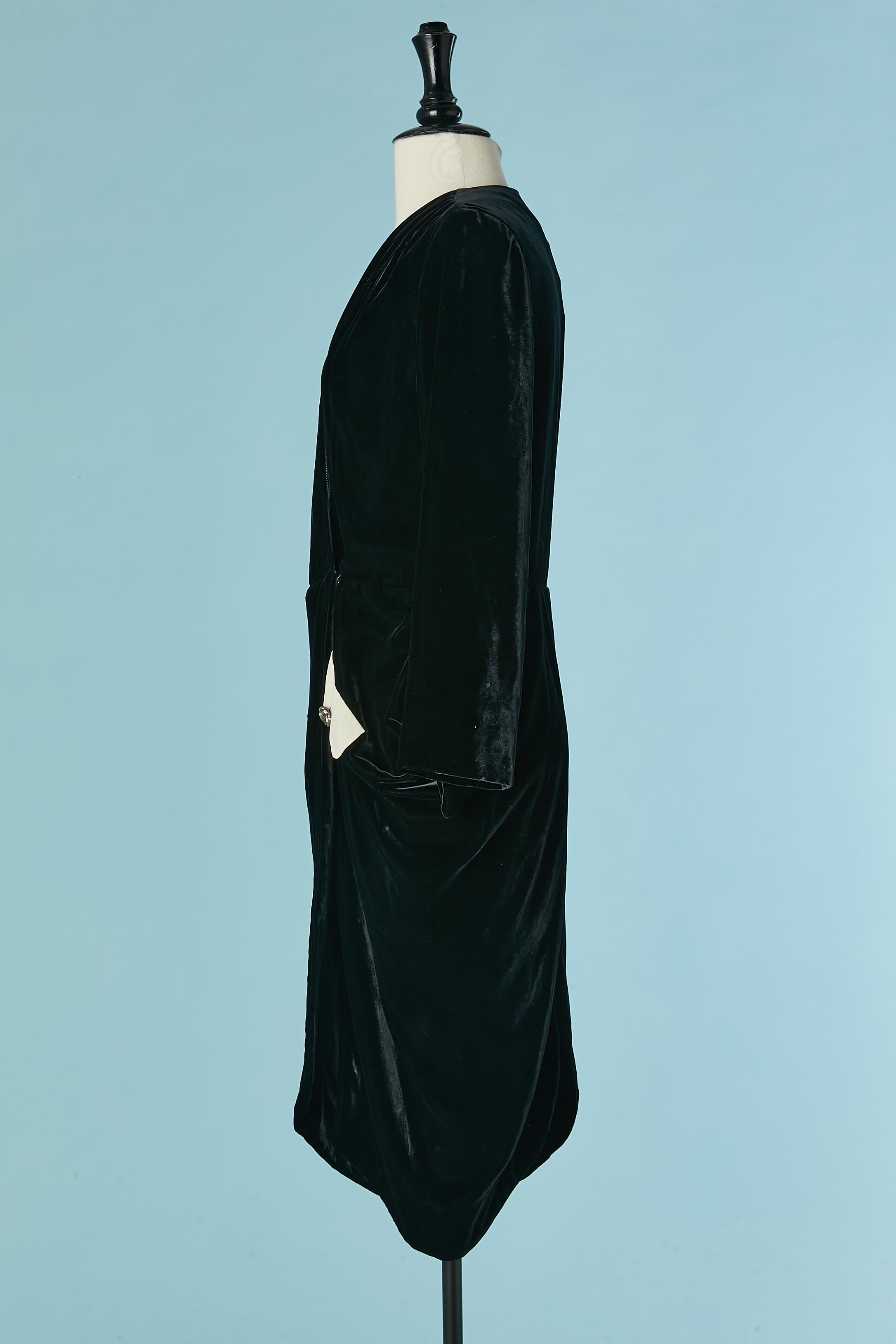 Black velvet wrapped cocktail dress with white pocket flap CHLOE For Sale 1