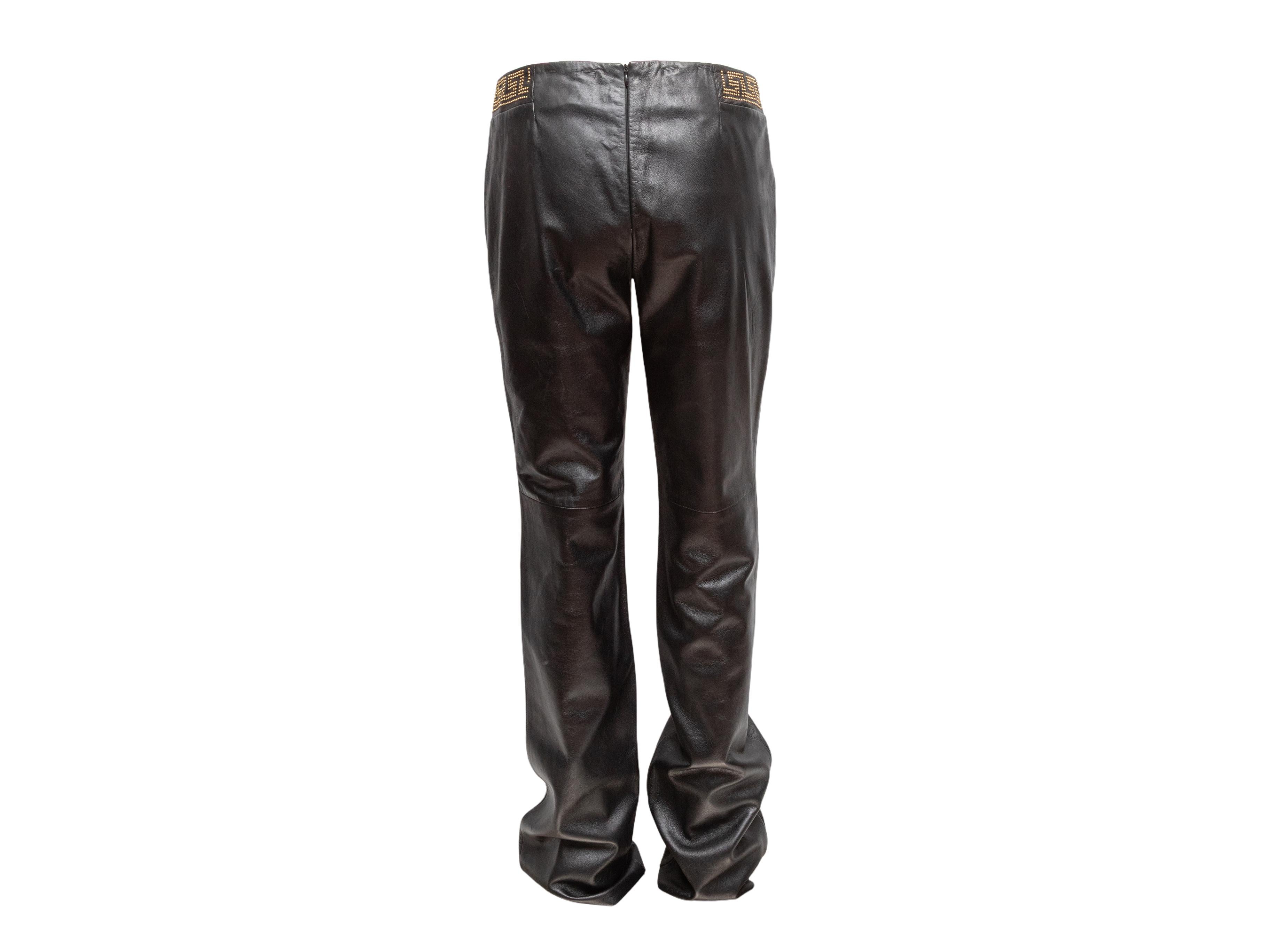 Noir Pantalon en cuir clouté noir Versace Jeans Couture Taille IT 44 en vente