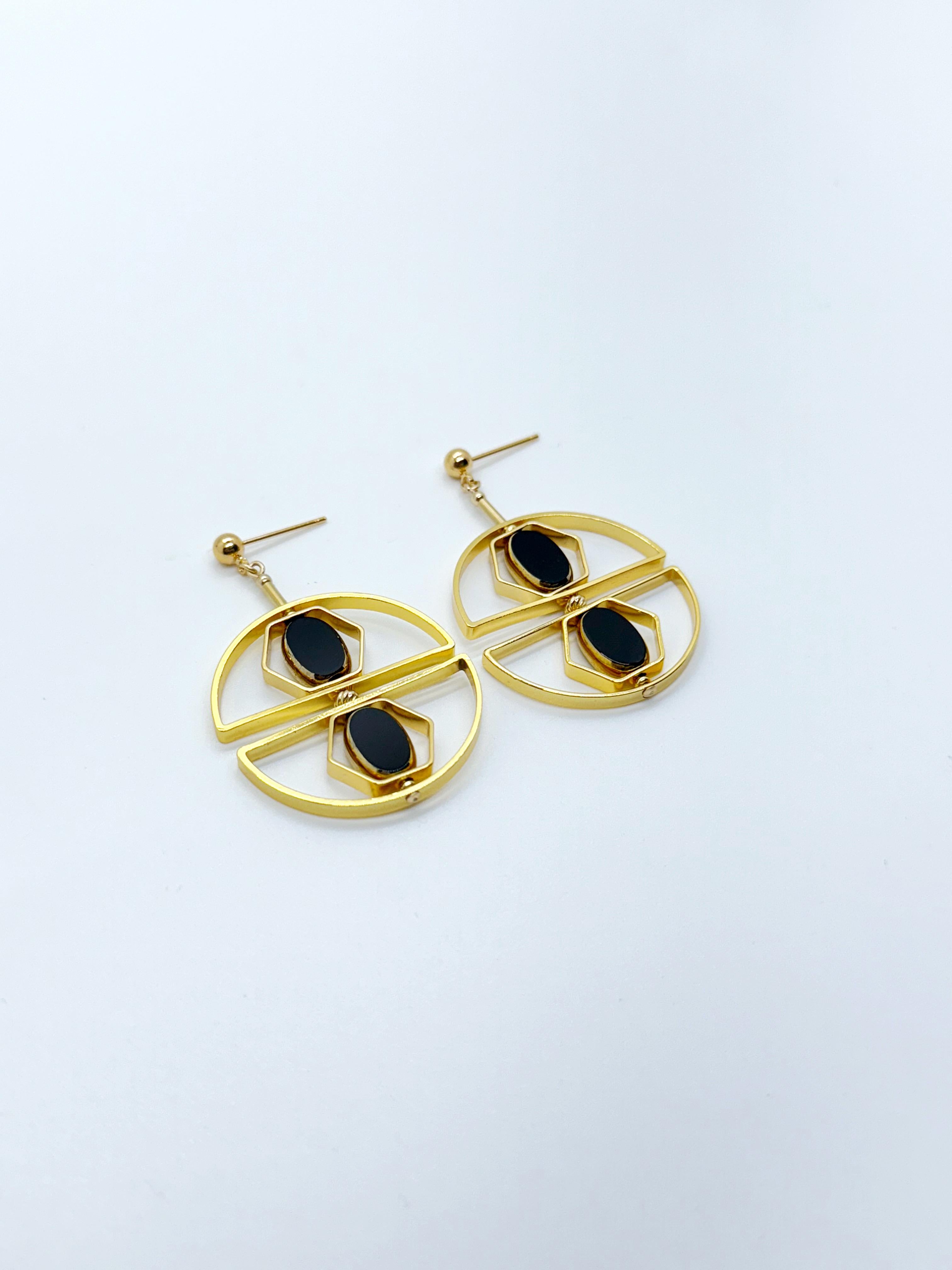 Black Vintage German Glass Beads, Art Deco 2419E Earrings In New Condition In Monrovia, CA