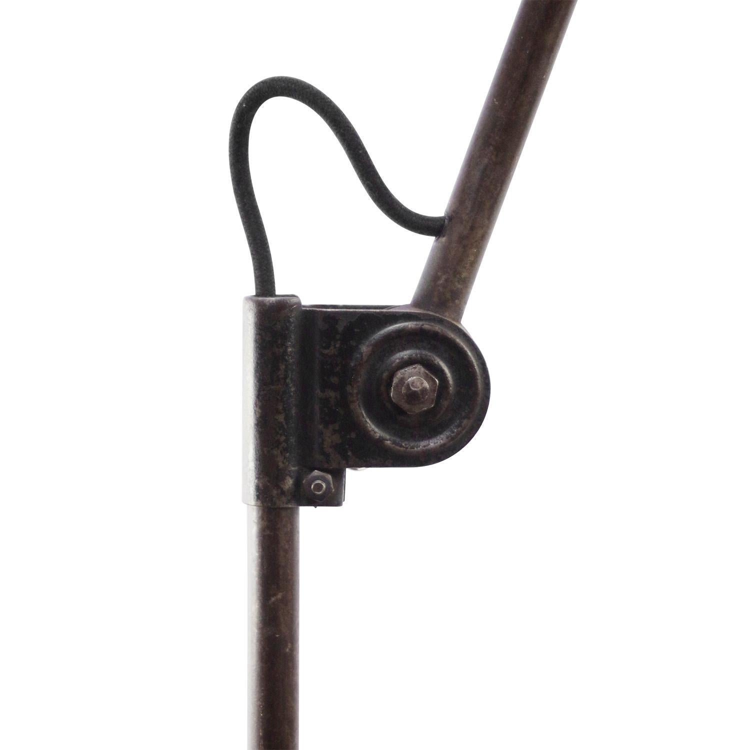 Néerlandais Lampe de bureau de machiniste à 2 bras en métal vintage industriel noir par Hala Zeist en vente