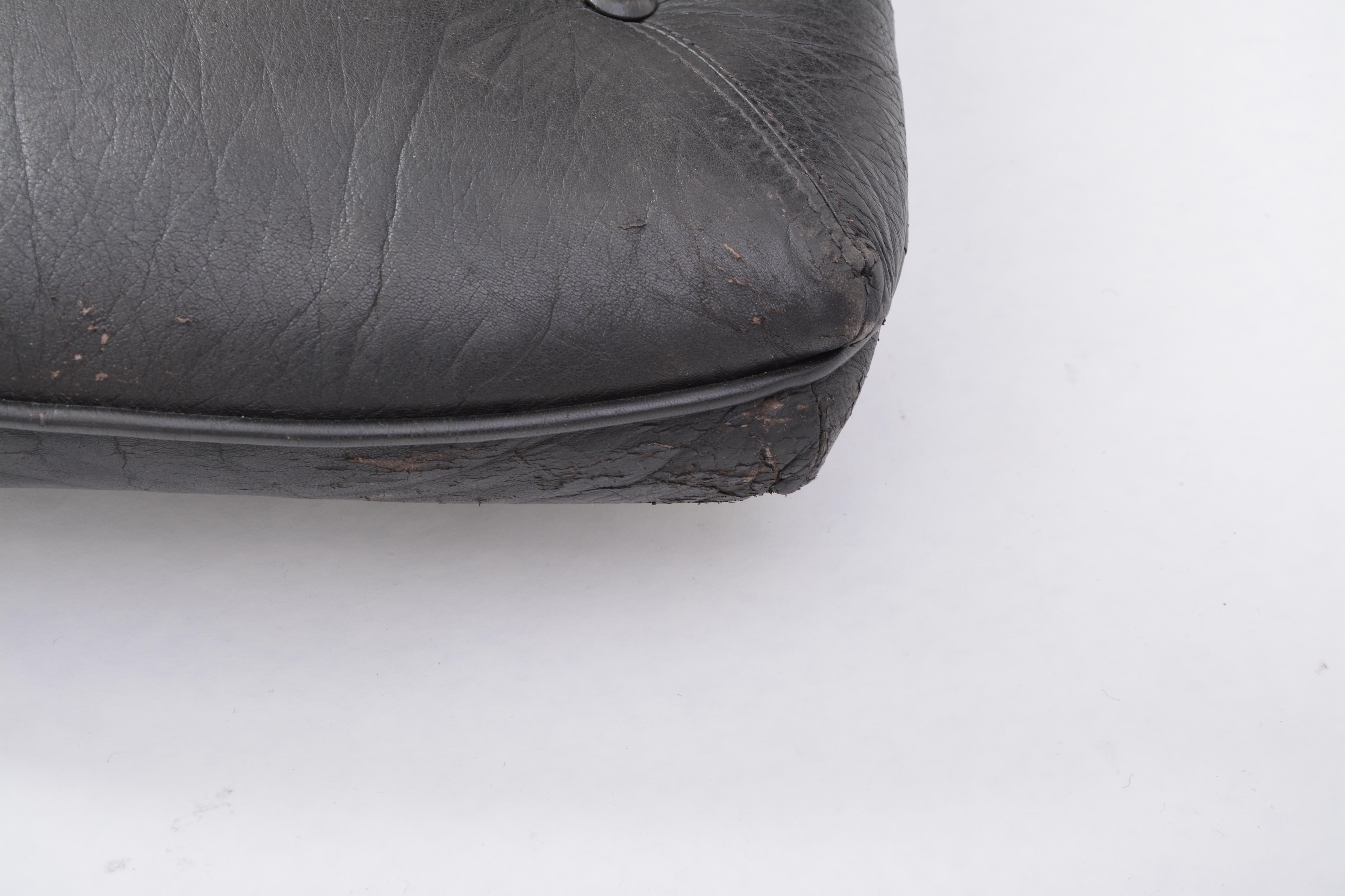 Black Mid-Century  Leather ottoman or foot stool, Attributed to Sergio Rodrigues 7