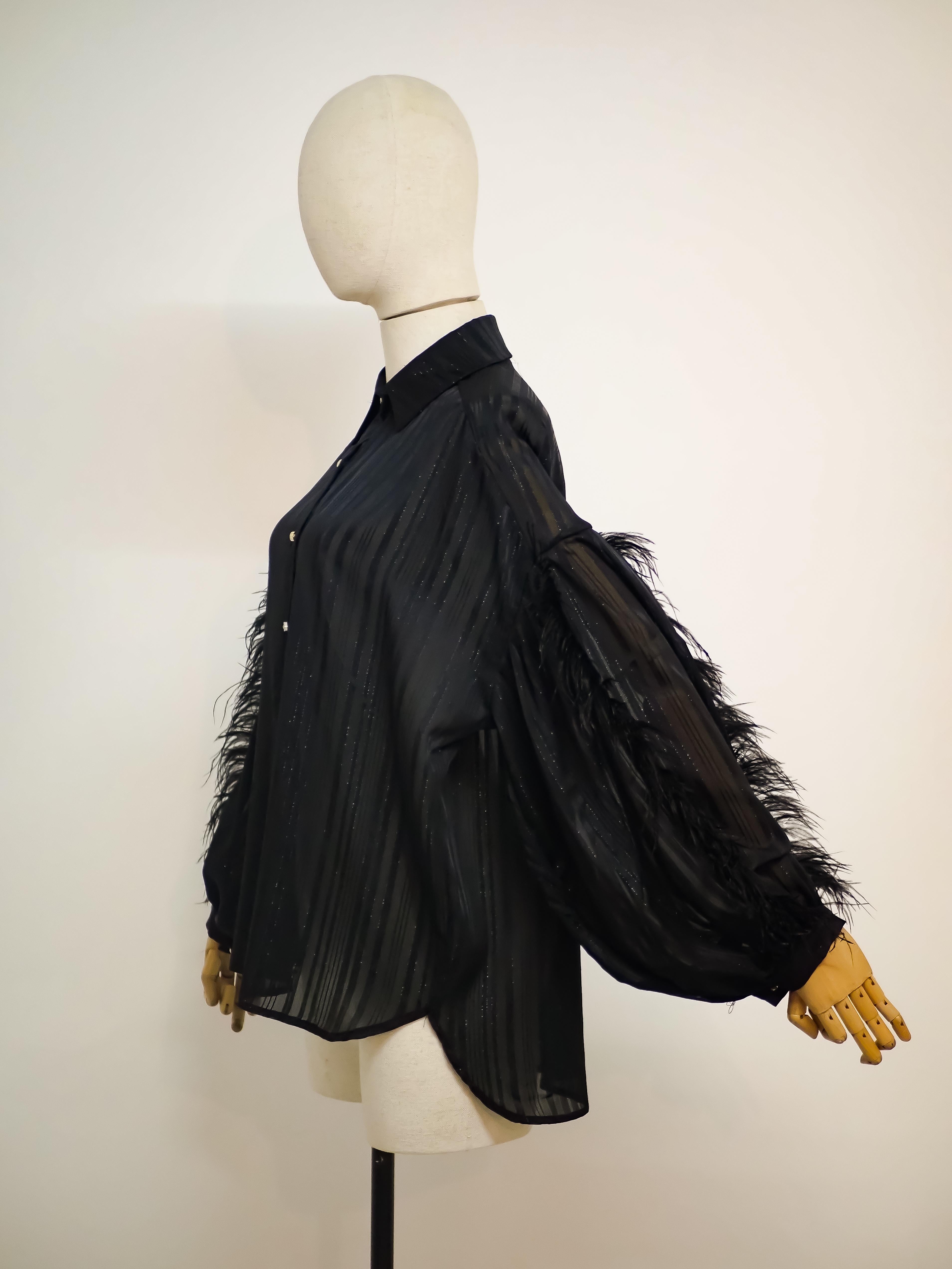 Black vintage shirt with feathers For Sale 3