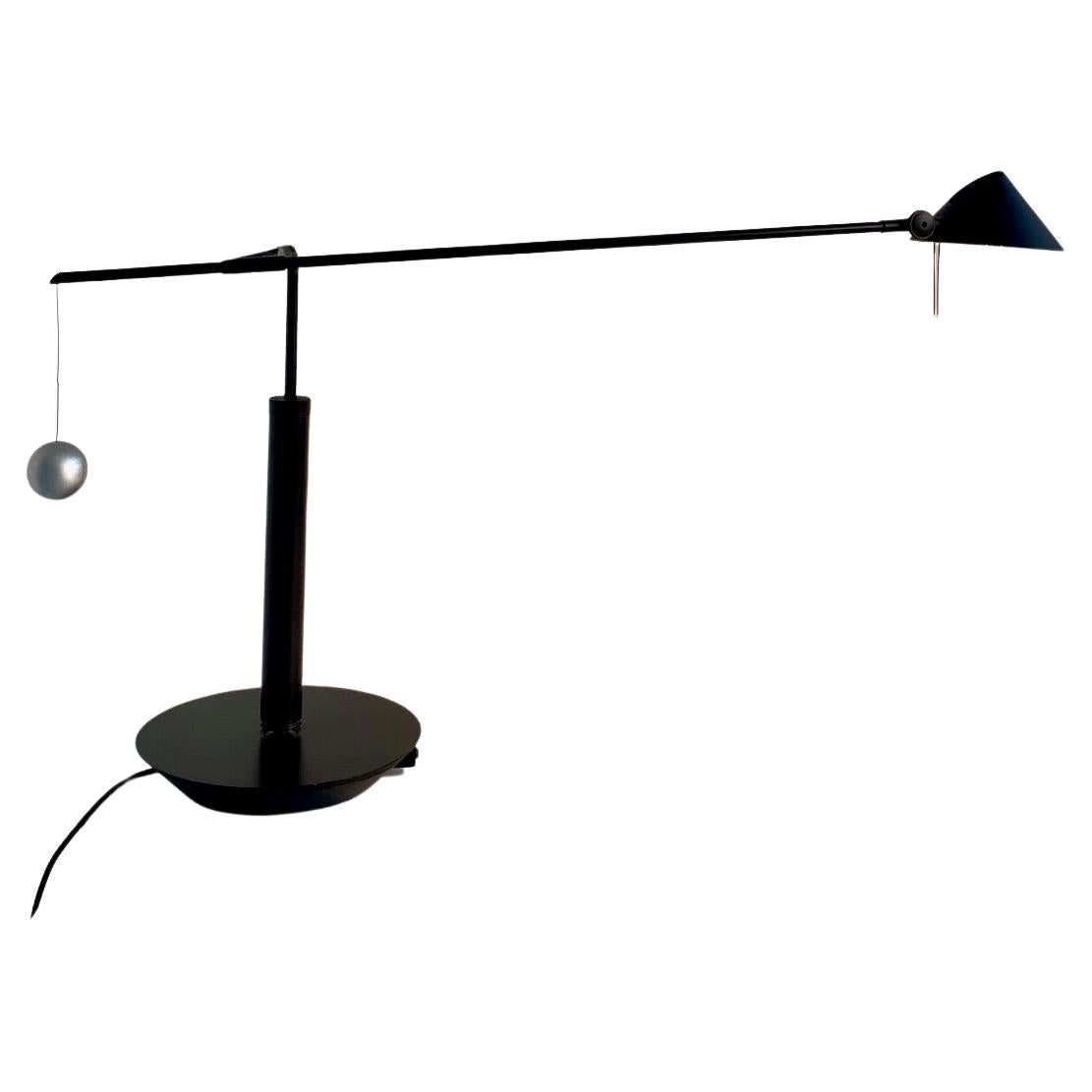 Lampada da tavolo vintage nera Nestore di Carlo Forcolini, Italia, 1989