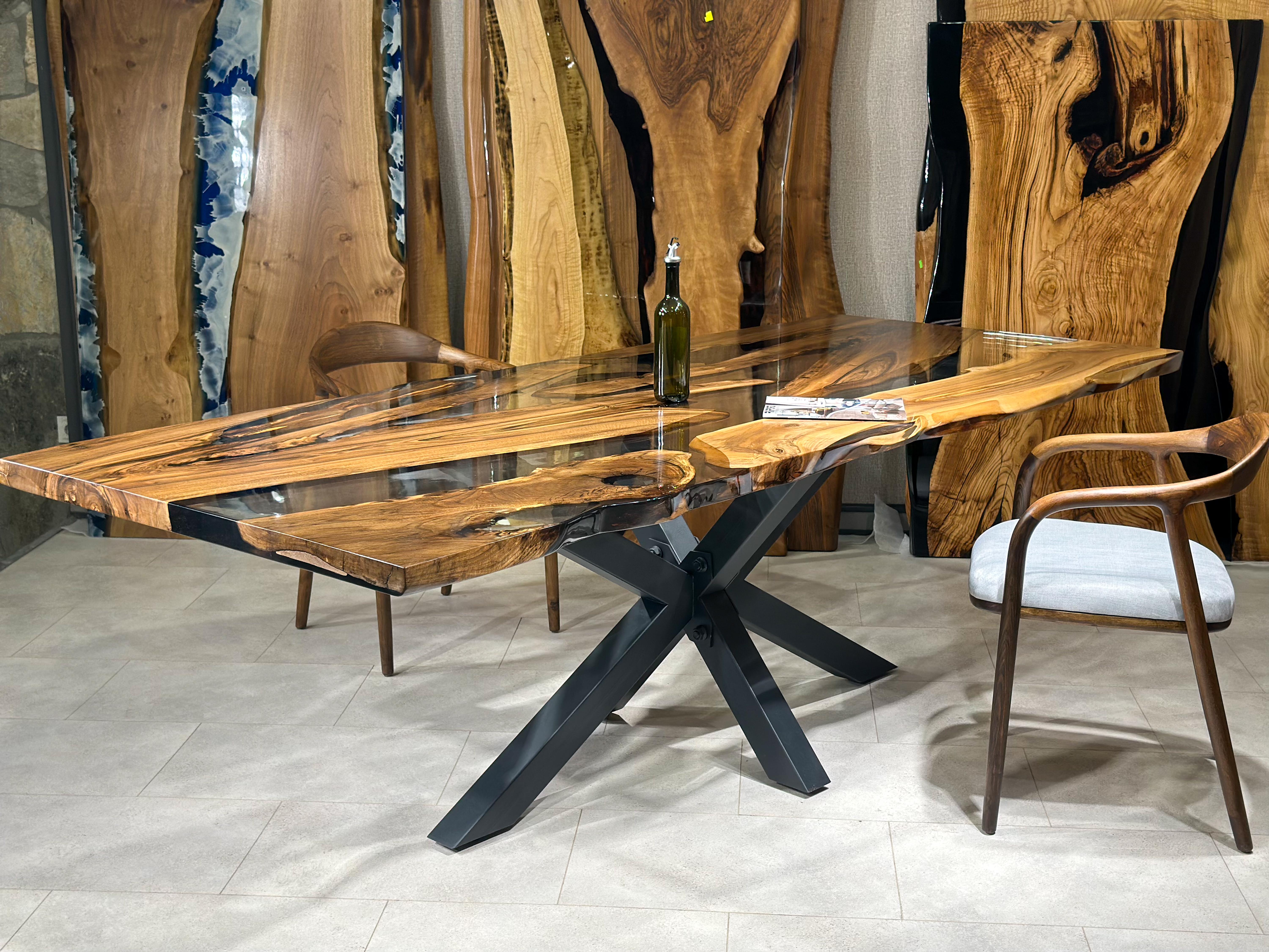 Black Walnut Dining Table With Spider Leg In New Condition For Sale In İnegöl, TR