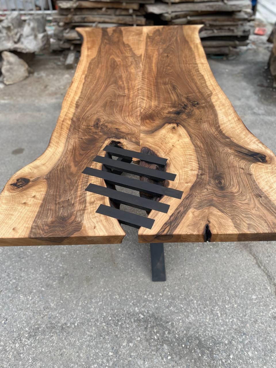 XXIe siècle et contemporain Table de salle à manger à glissière en noyer noir - Table de salle à manger en bois sur mesure à bord vif en vente
