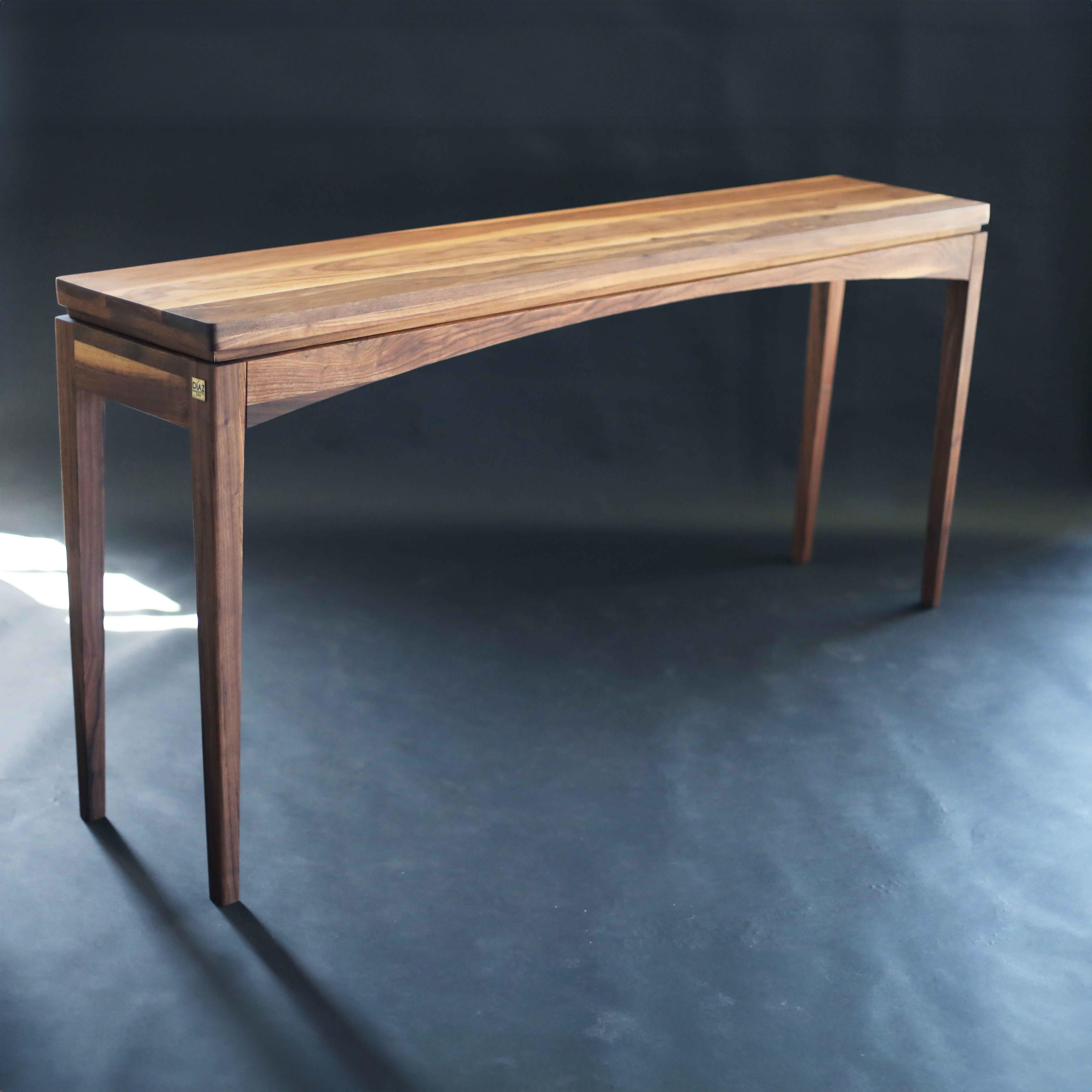 Black Walnut Mid-Century Console Table – Timeless Entryway Accent For Sale 5