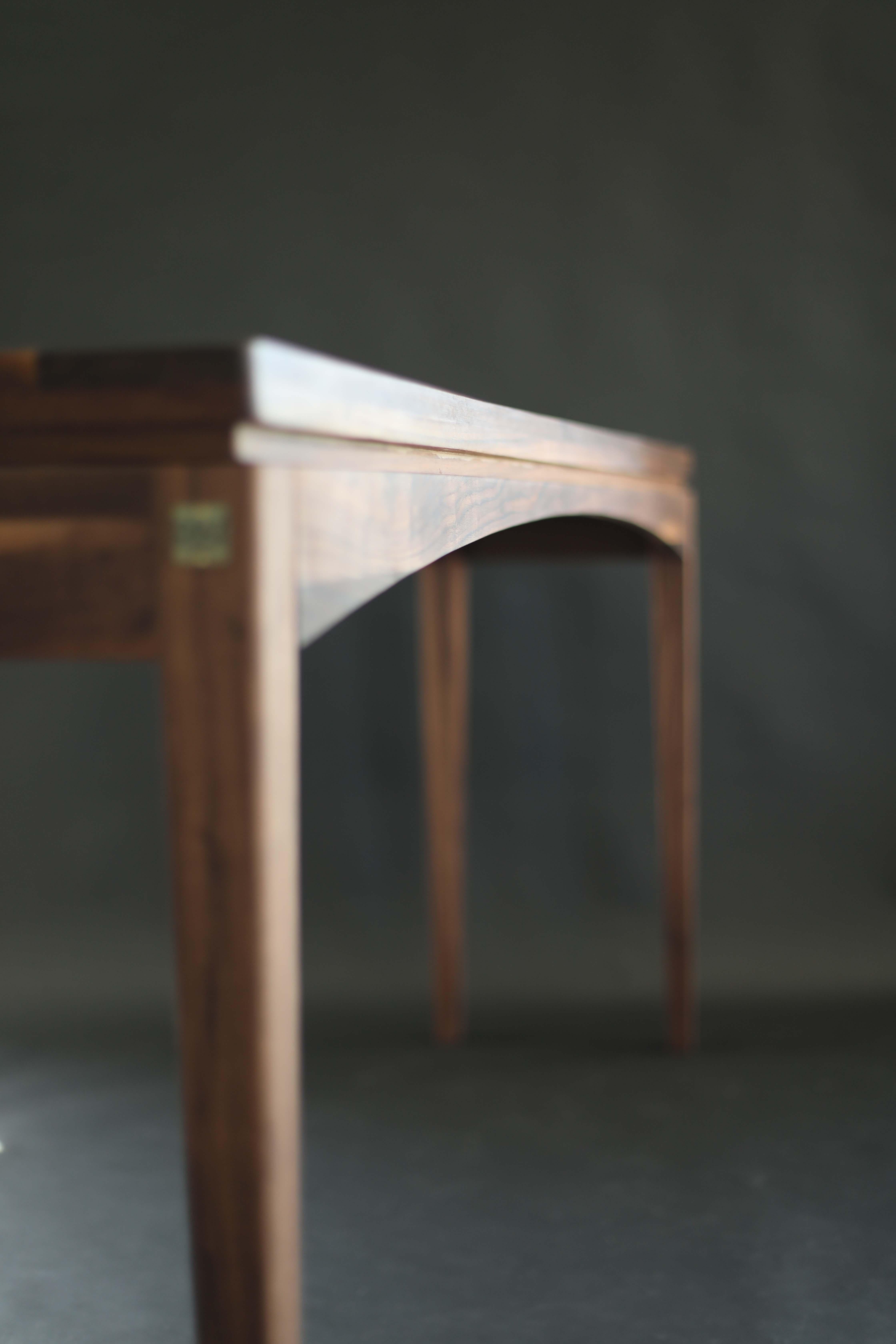 Mid-Century Console Table in Solid American Black Walnut – A Statement of Craft and Timeless Design

In a world of fleeting trends, some pieces command attention simply by existing. This console table, crafted from solid American black walnut, is