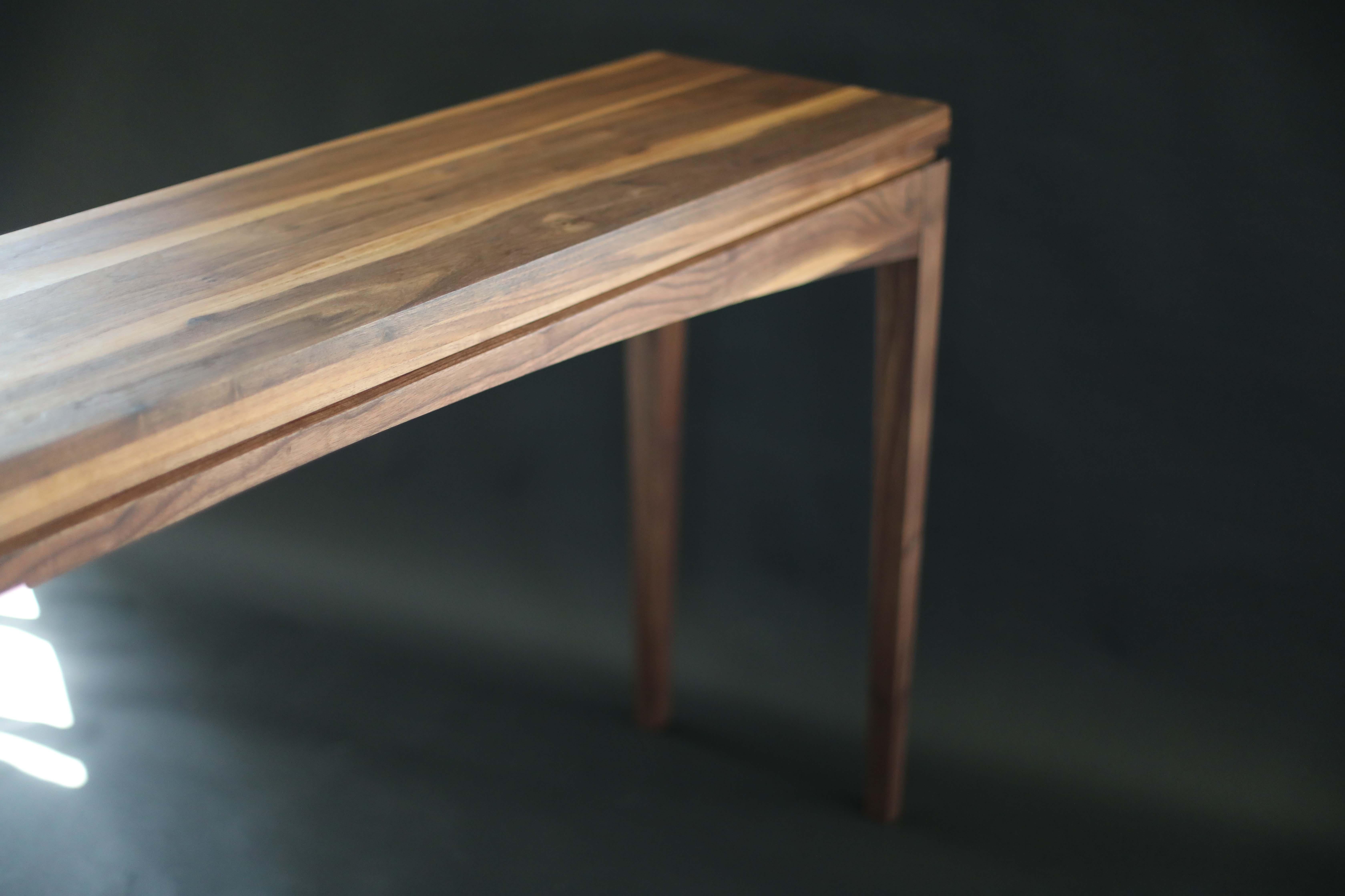 Oiled Black Walnut Mid-Century Console Table – Timeless Entryway Accent For Sale