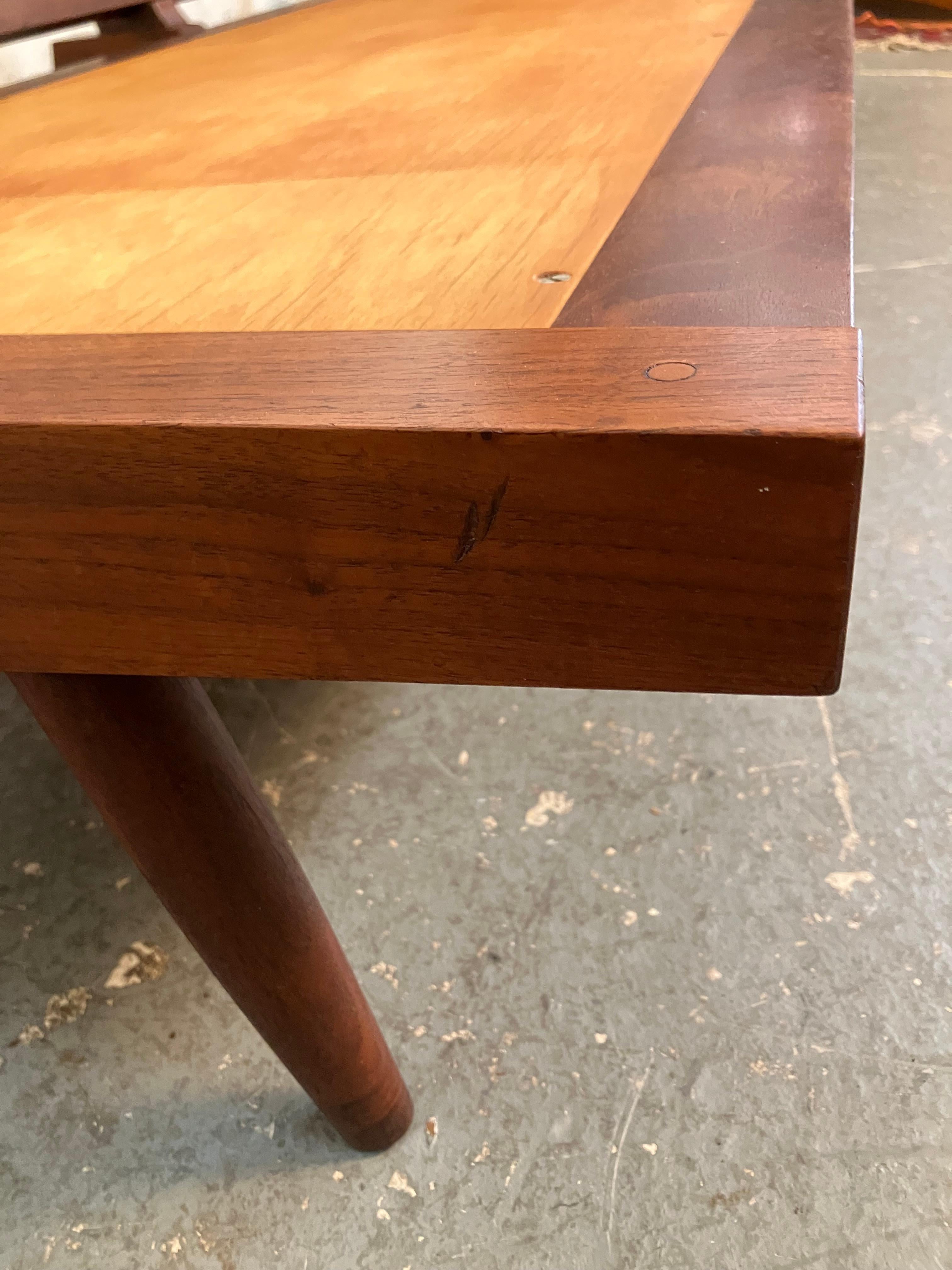 Settee organique moderne du milieu du siècle dernier de George Nakashima en vente 5