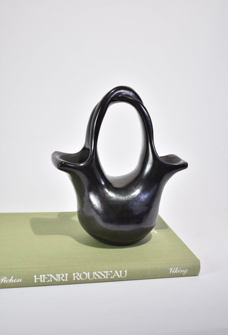Black Wedding Vase For Sale at 1stDibs