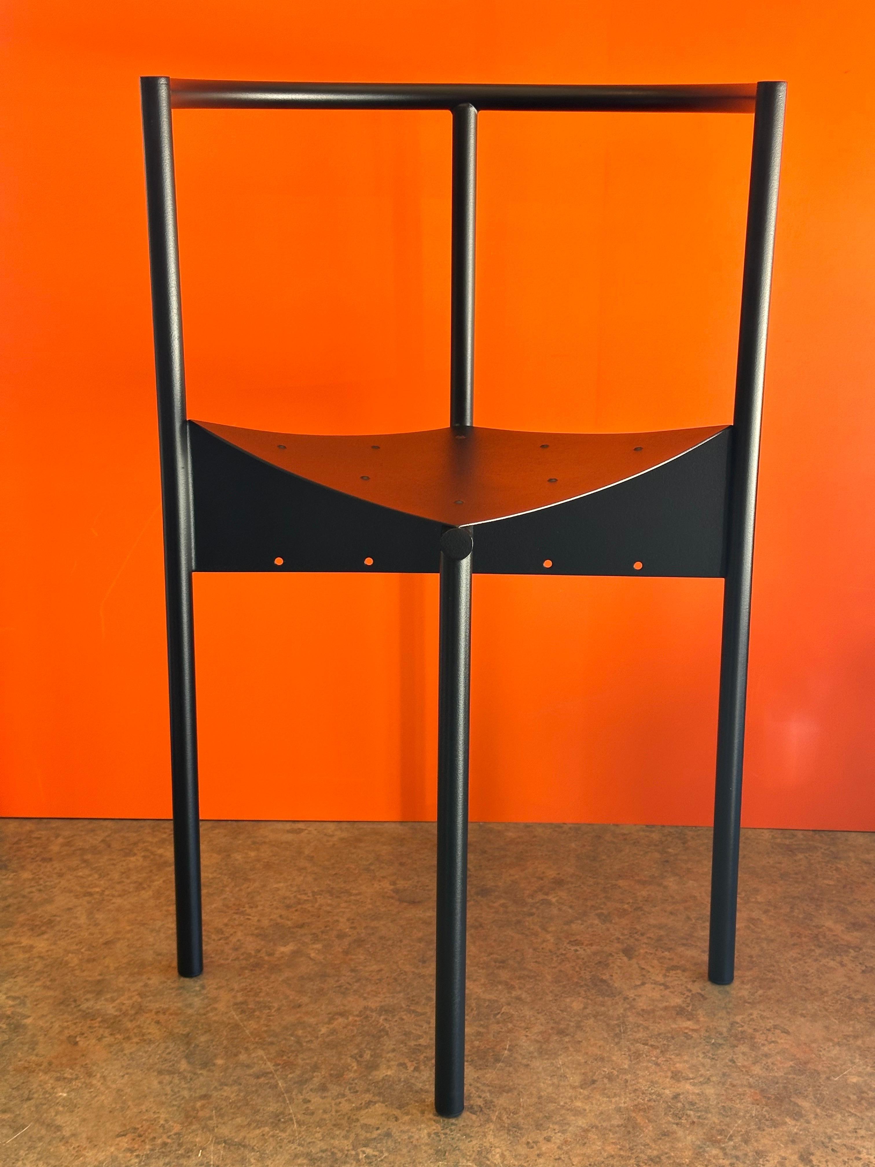 Schwarzer Stuhl „Wendy Wright“ von Philippe Starck für Disform (Metall) im Angebot