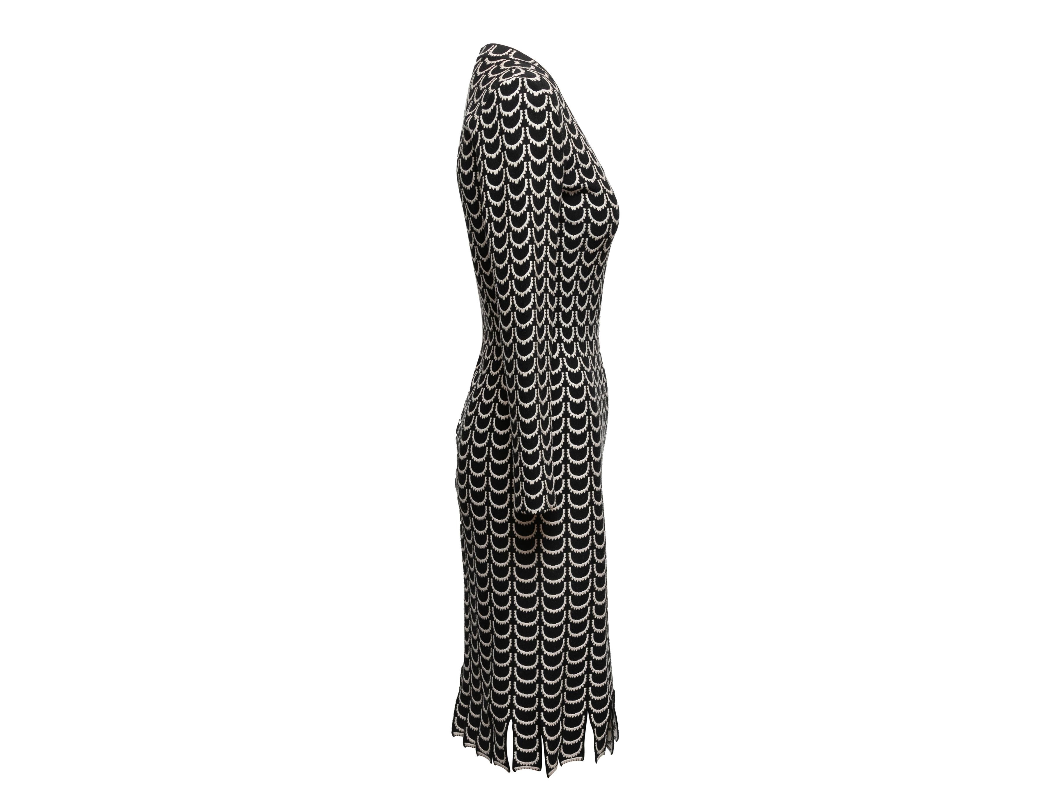 Black & White Alaia Knit Patterned Dress Size EU 40 In Good Condition For Sale In New York, NY